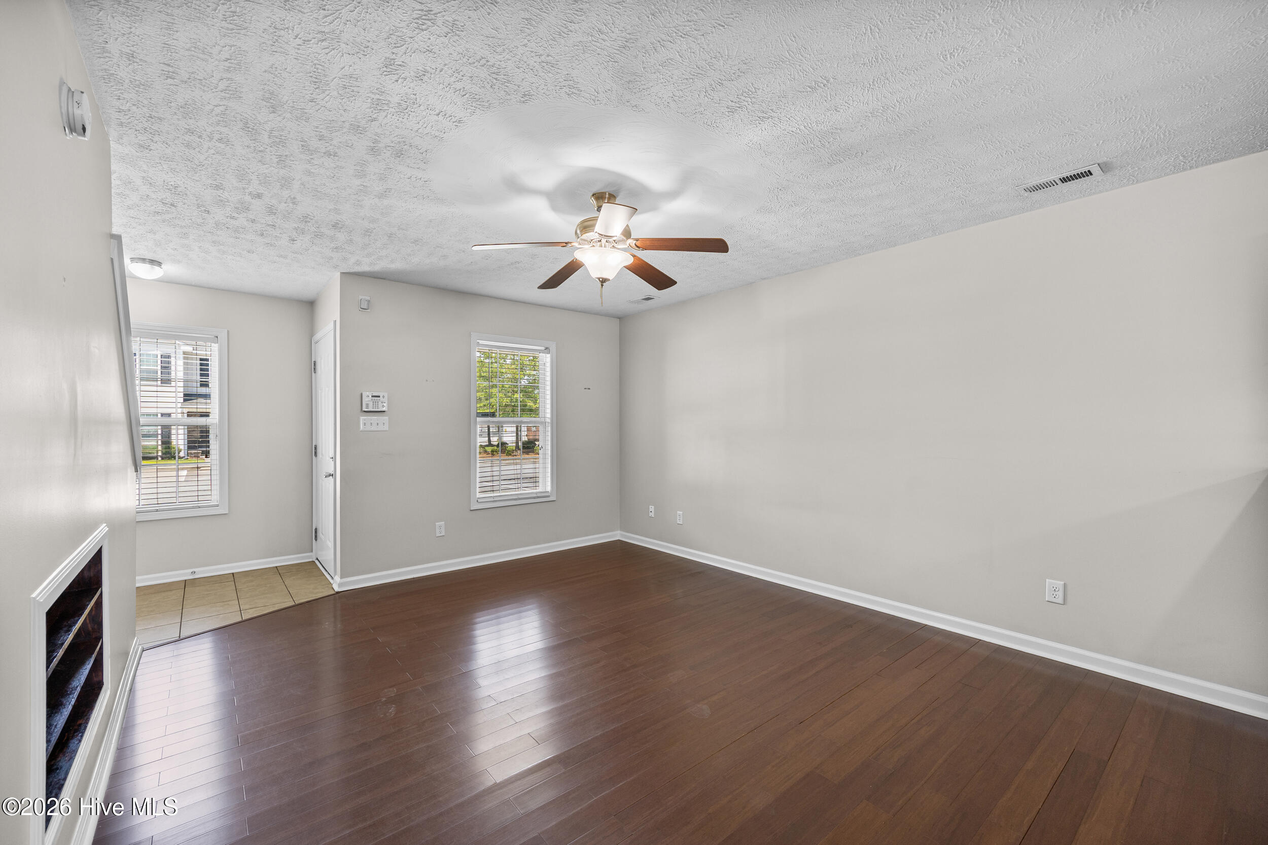 301 Glen Cannon Drive Property Photo 8