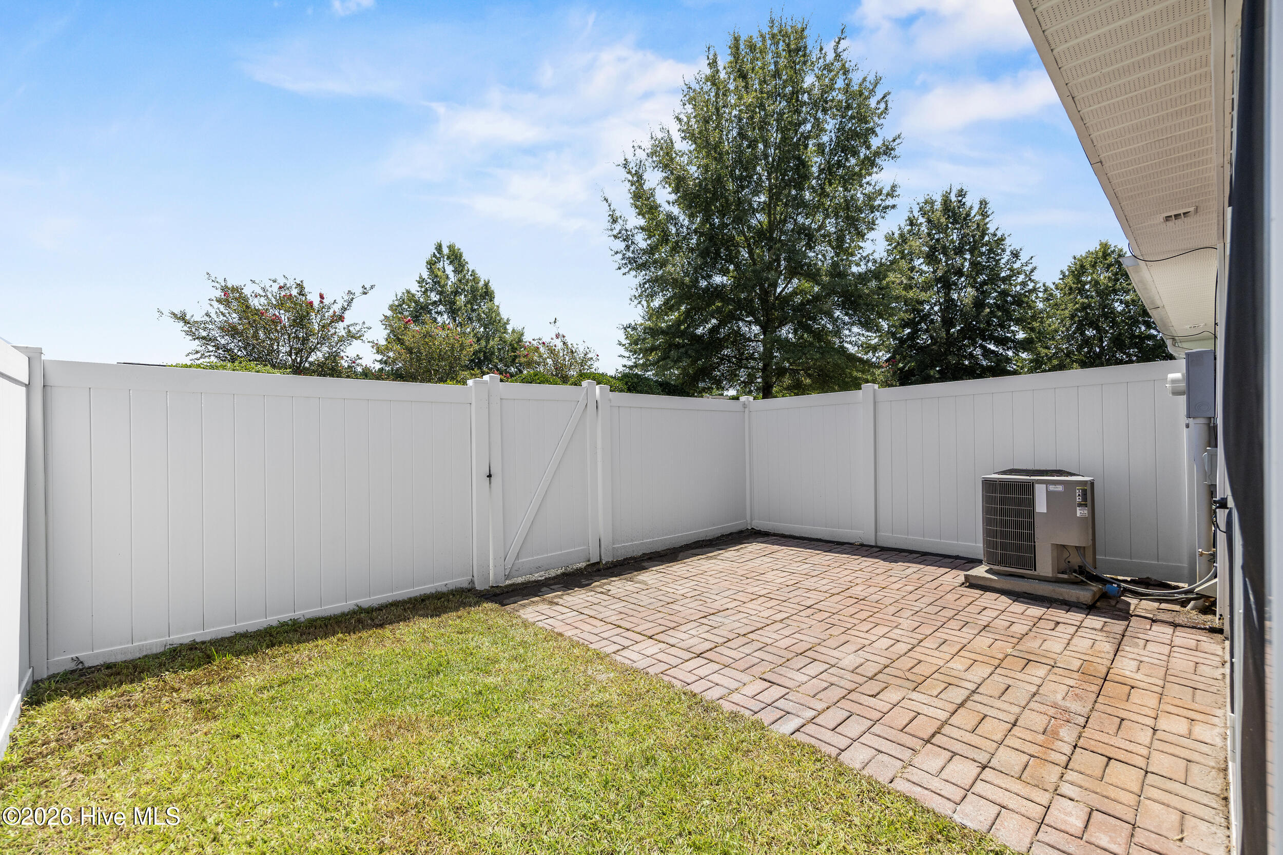 301 Glen Cannon Drive Property Photo 19