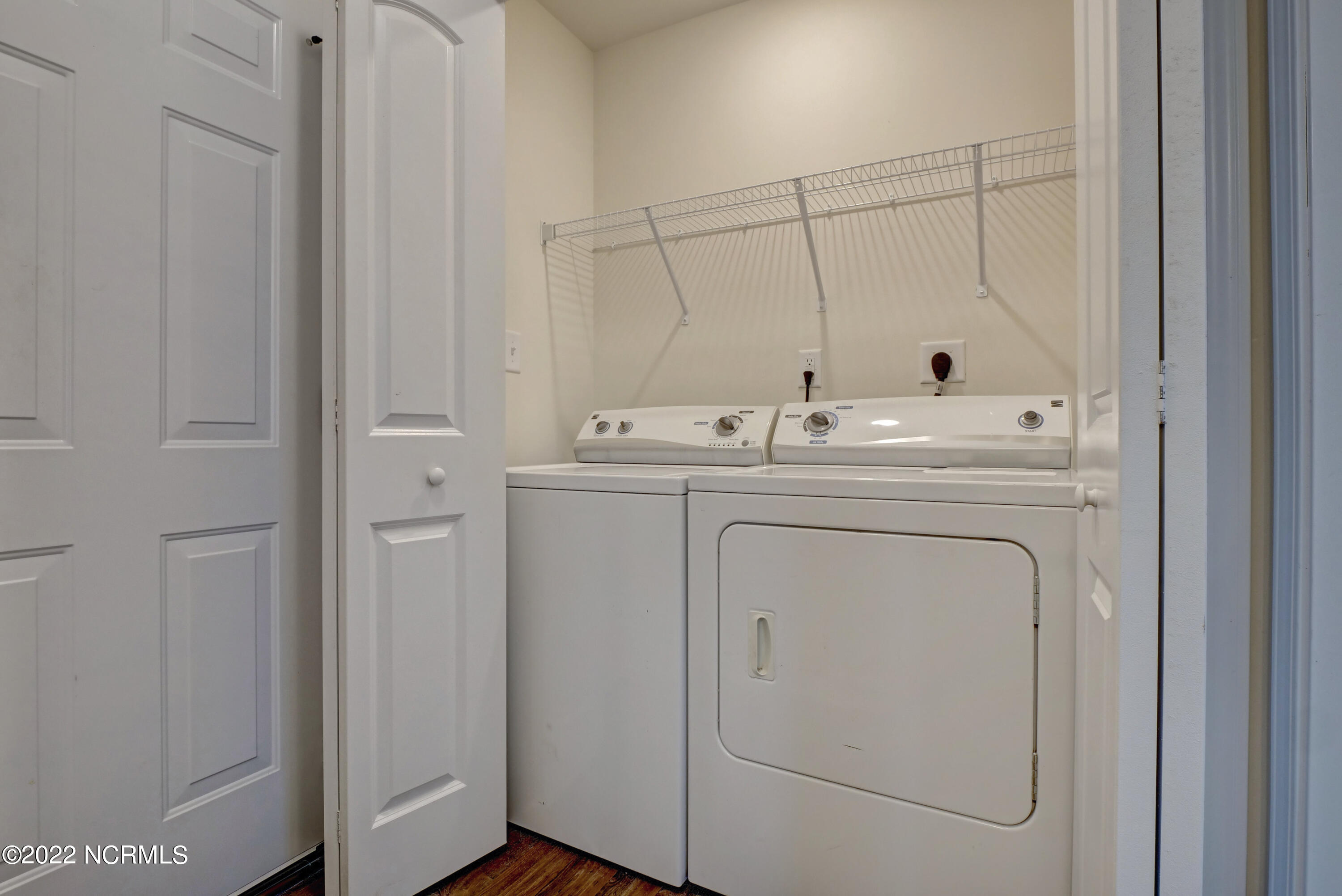 109 Easton Drive Property Photo 15