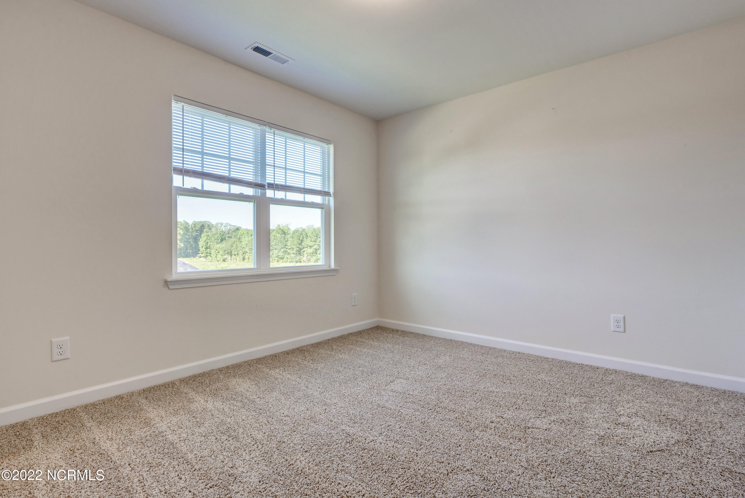 109 Easton Drive Property Photo 26