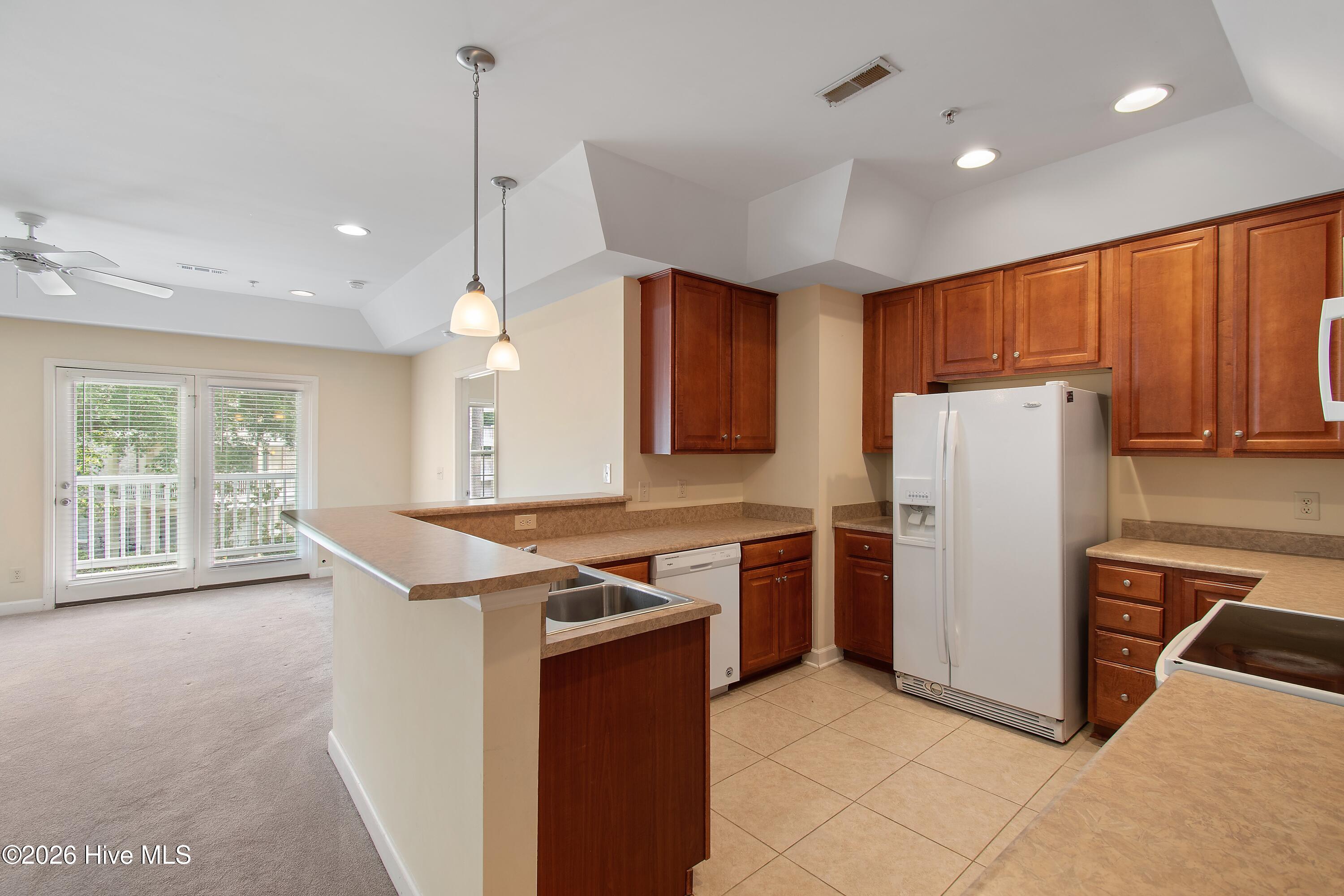 908 Resort Circle Unit 707 Property Photo 5