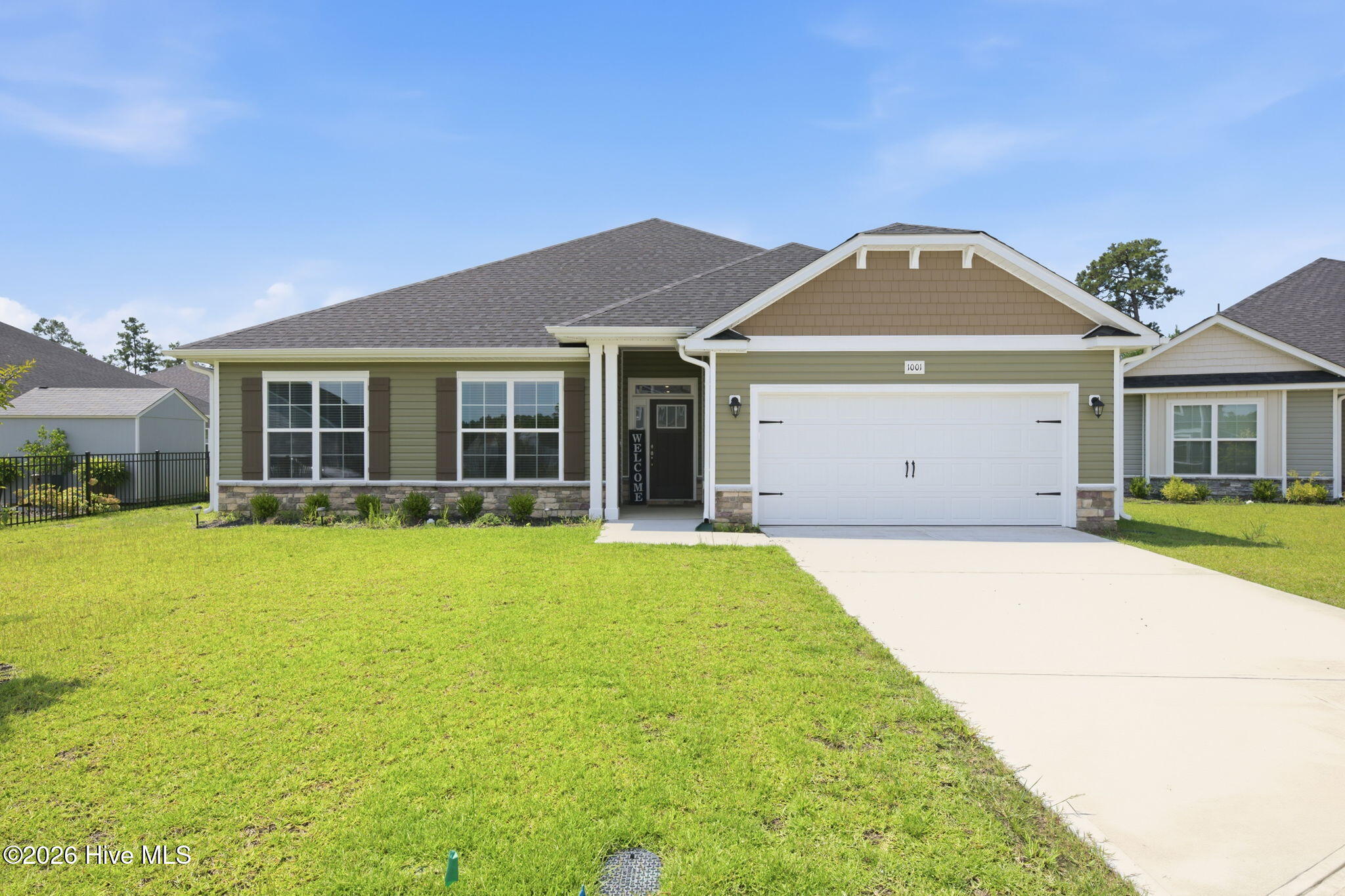 1001 Dynamic One Drive Property Photo 2