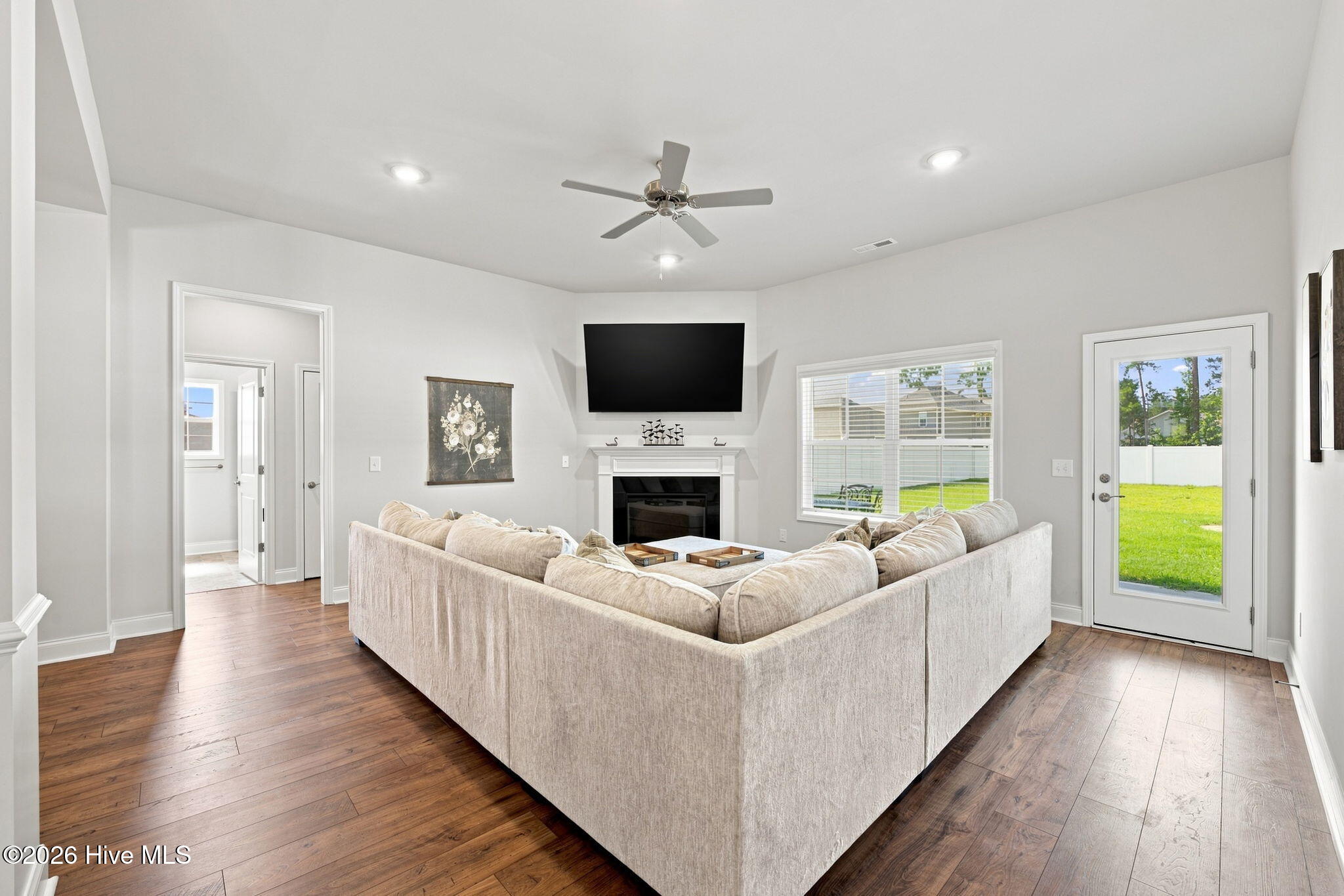 1001 Dynamic One Drive Property Photo 7
