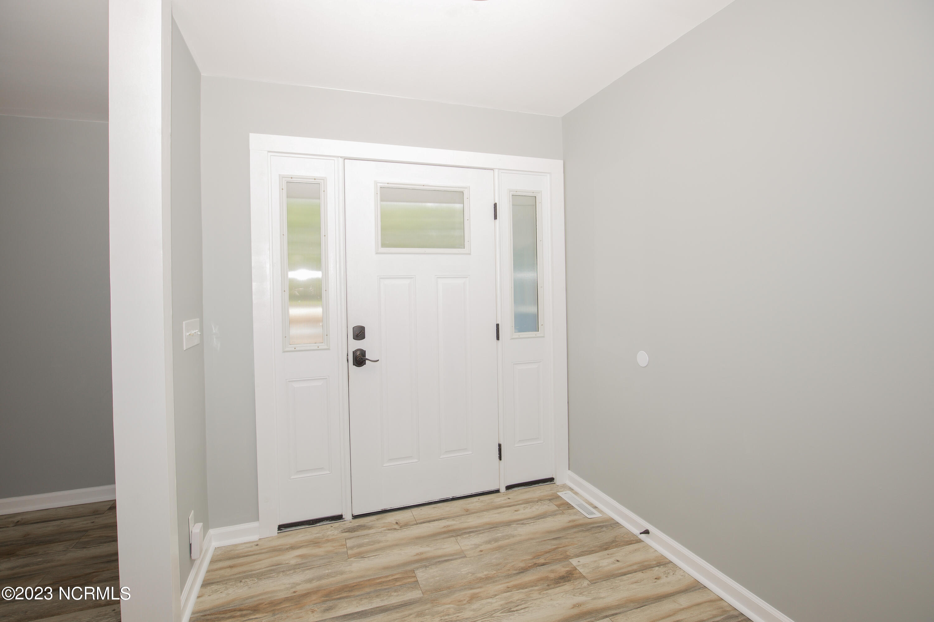 1 Bogie Drive Property Photo 6