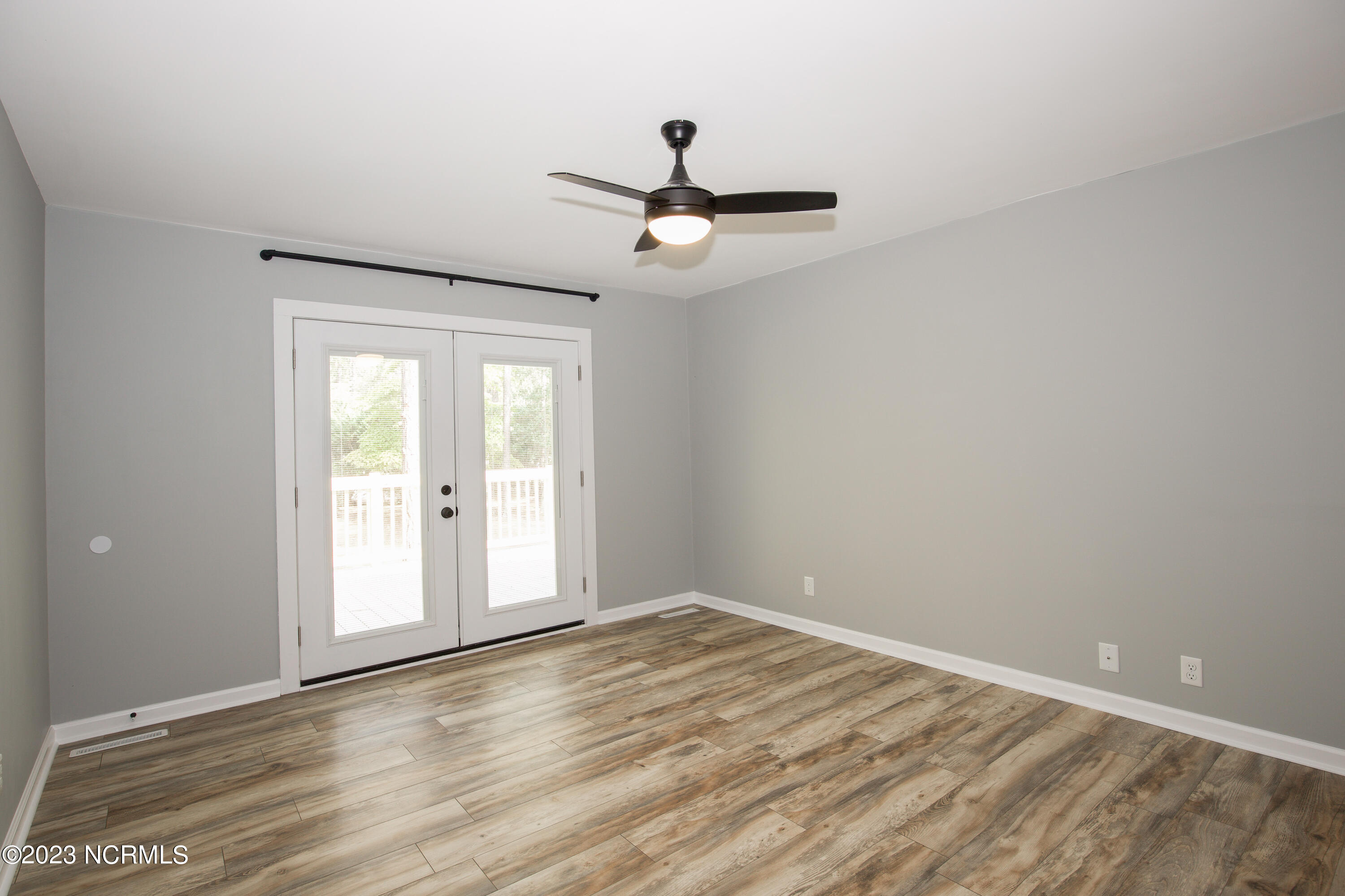 1 Bogie Drive Property Photo 32