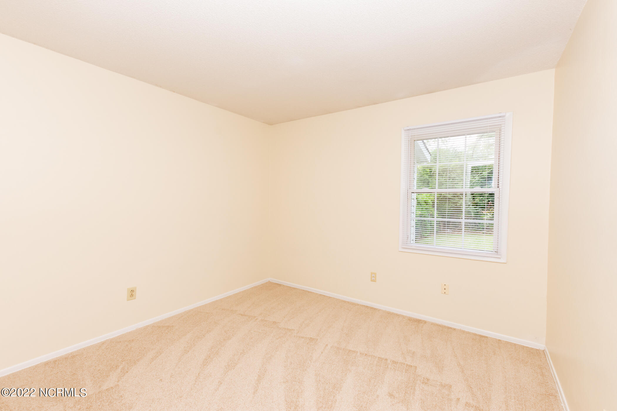139 Village Circle Property Photo 11