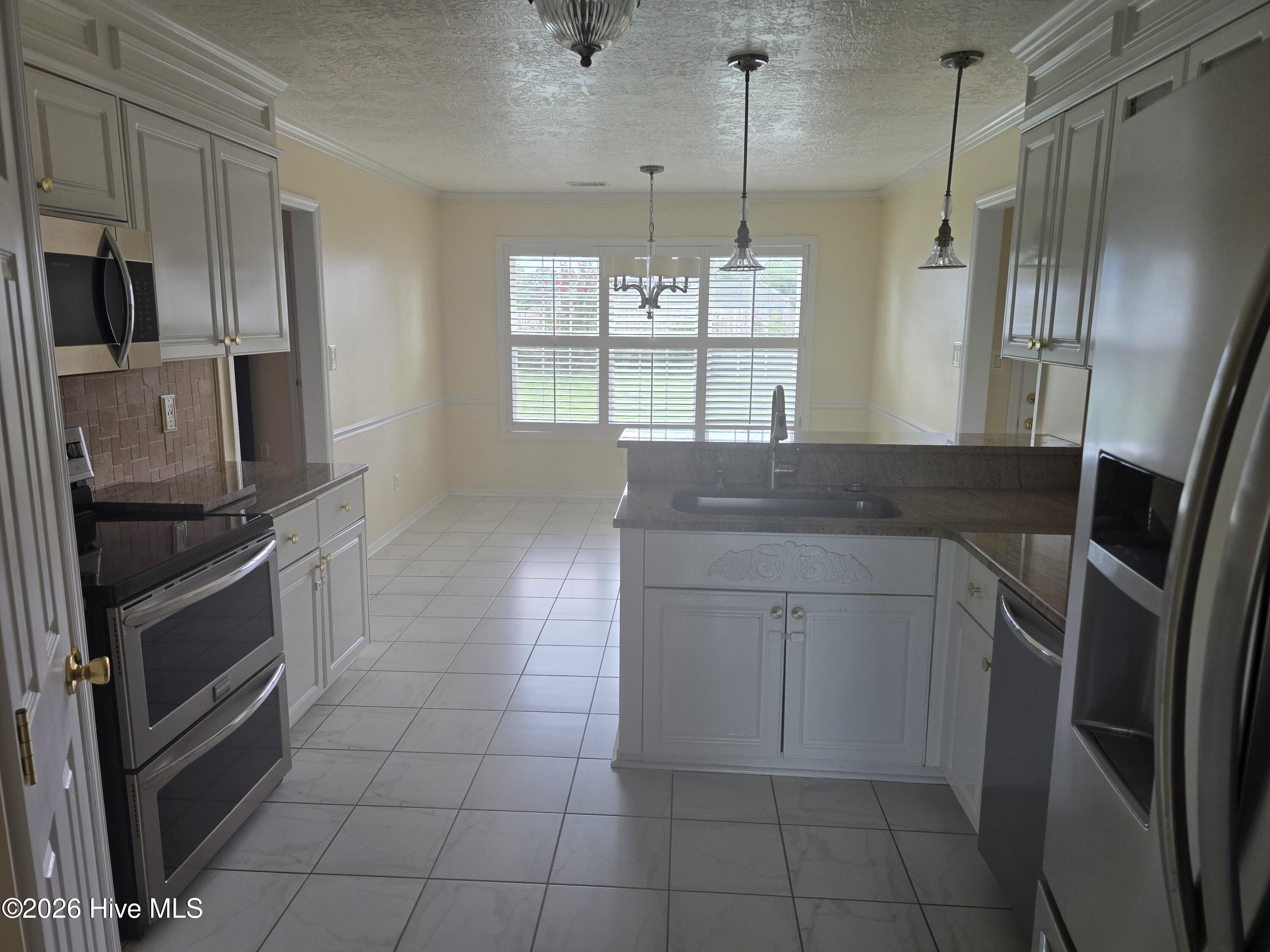 4634 Crested Butte Road Property Photo 5