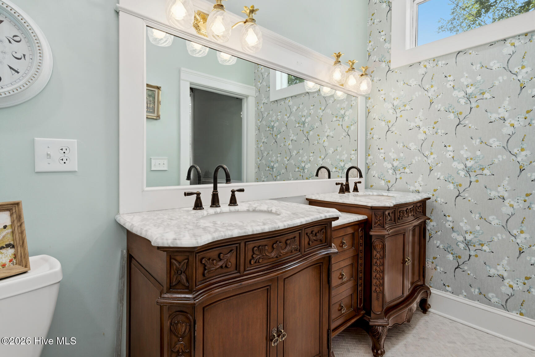 109 S Walnut Street Property Photo 32