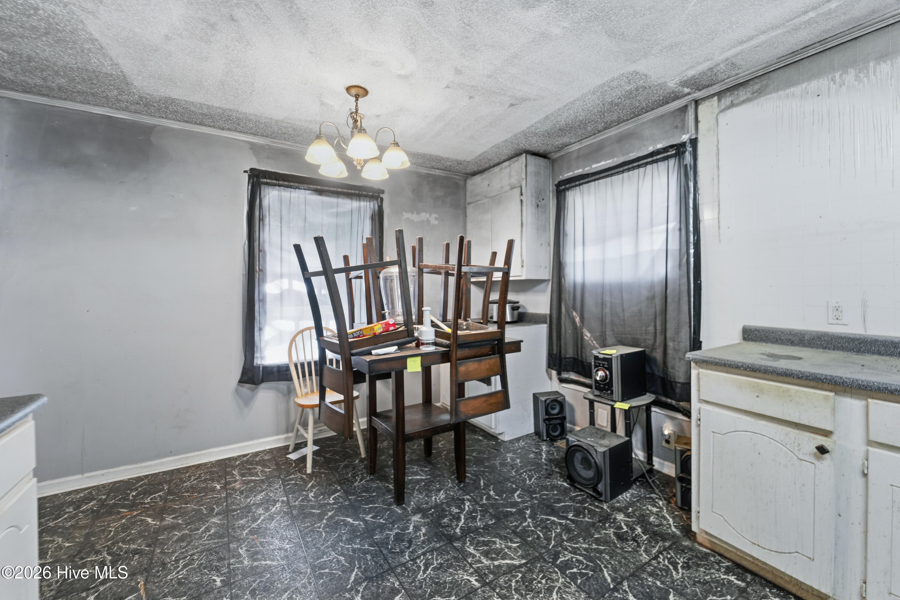 273 E Charity Road Property Photo 11