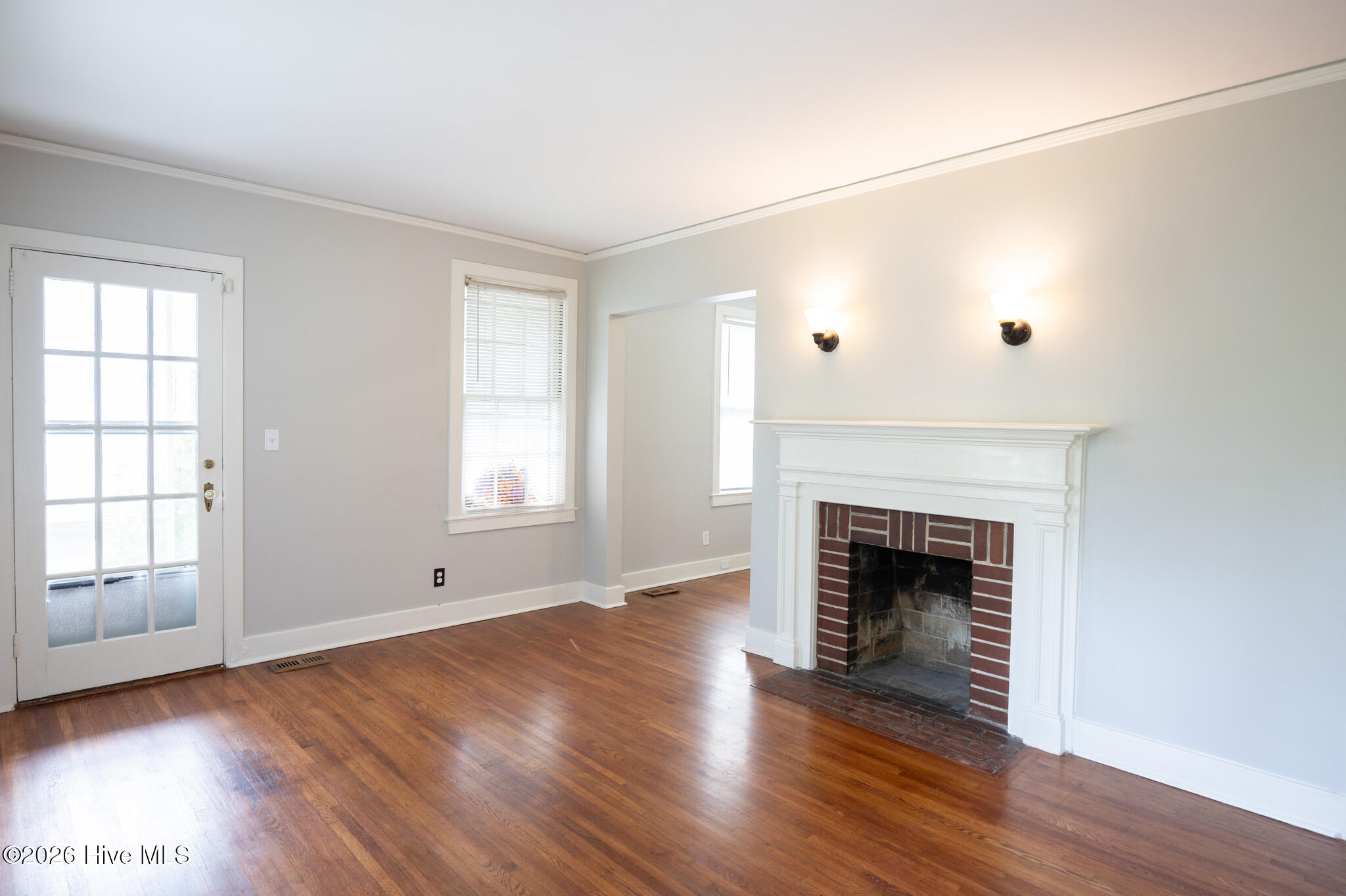 1762 Pinetree Road Property Photo 3