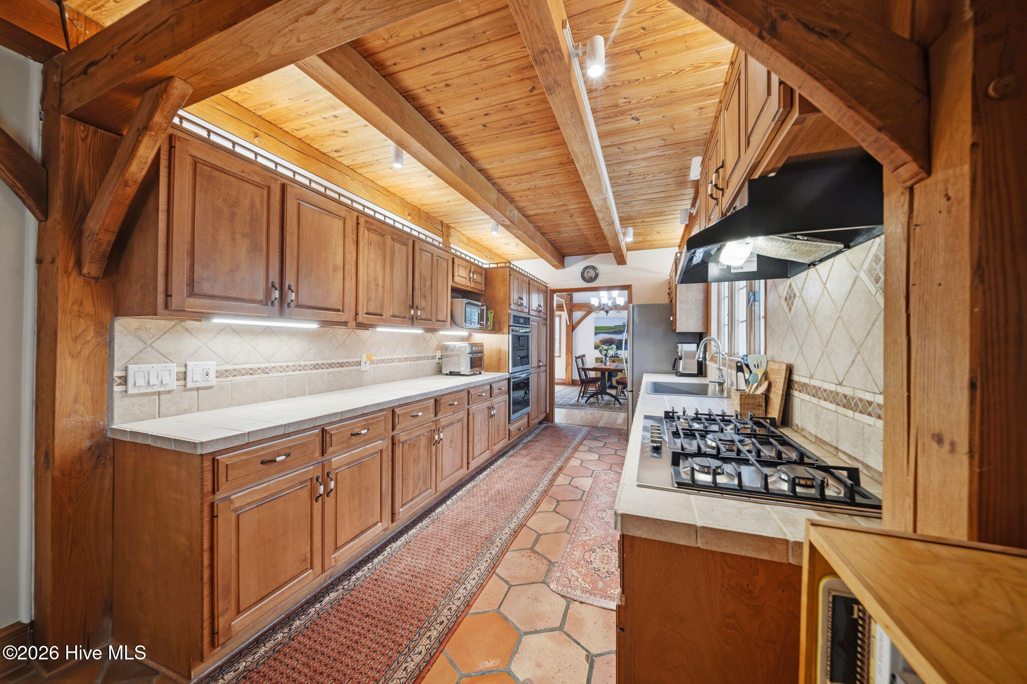 572 Captain Beam Boulevard Property Photo 32