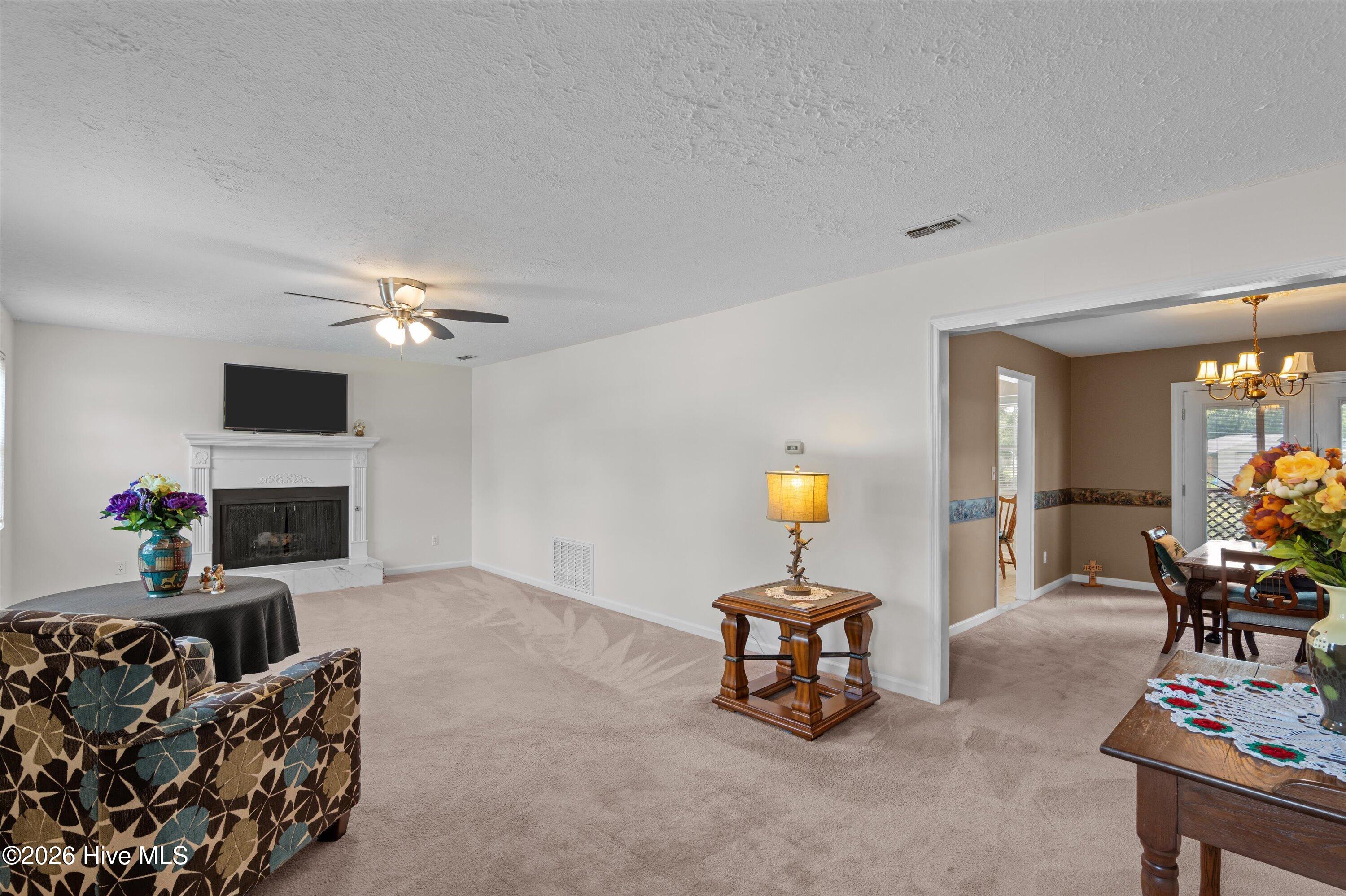 4046 Indian Hills Drive Property Photo 6