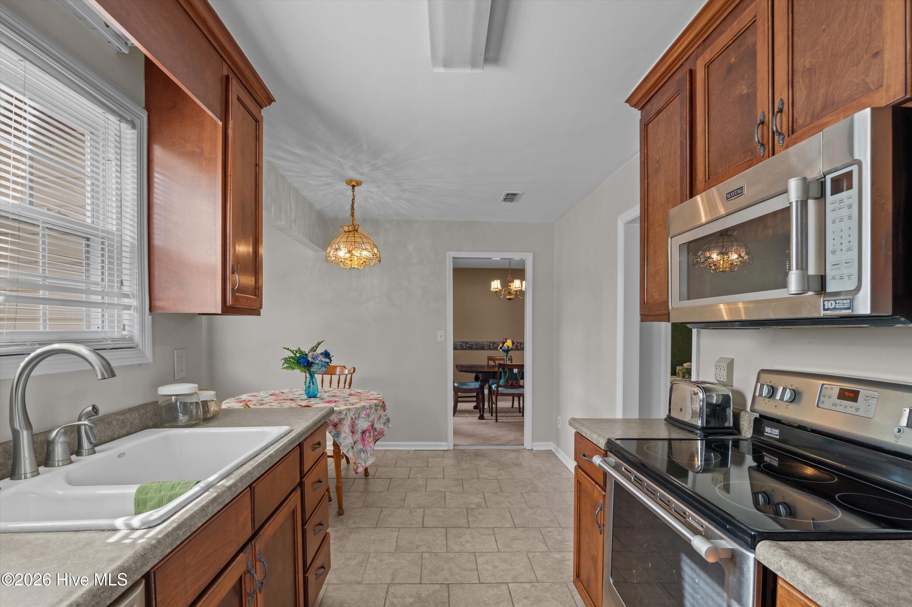 4046 Indian Hills Drive Property Photo 18