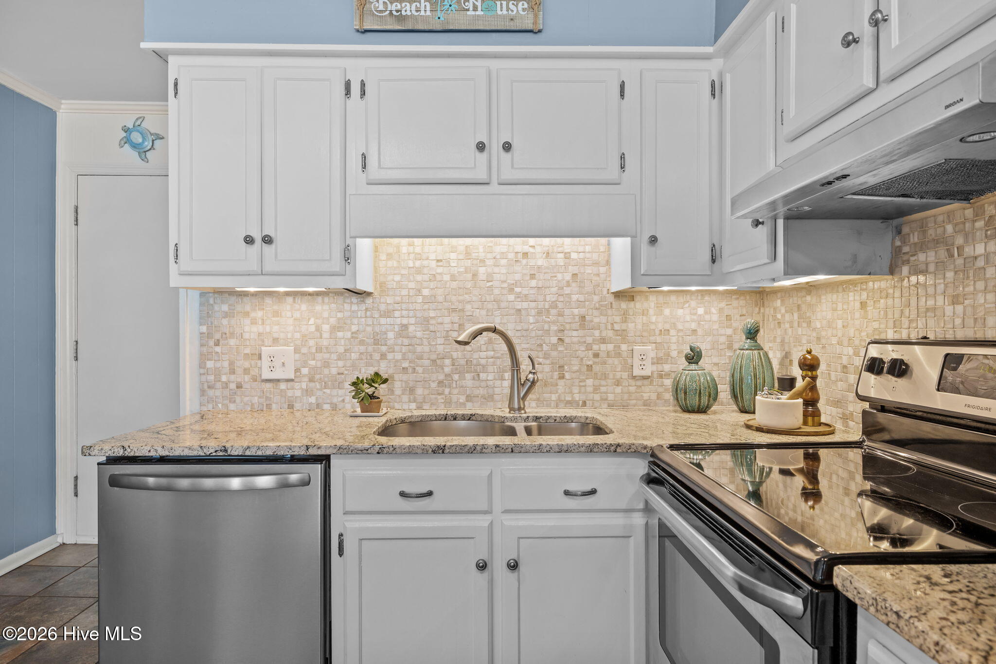 301 Commerce Way 101 Property Photo 13