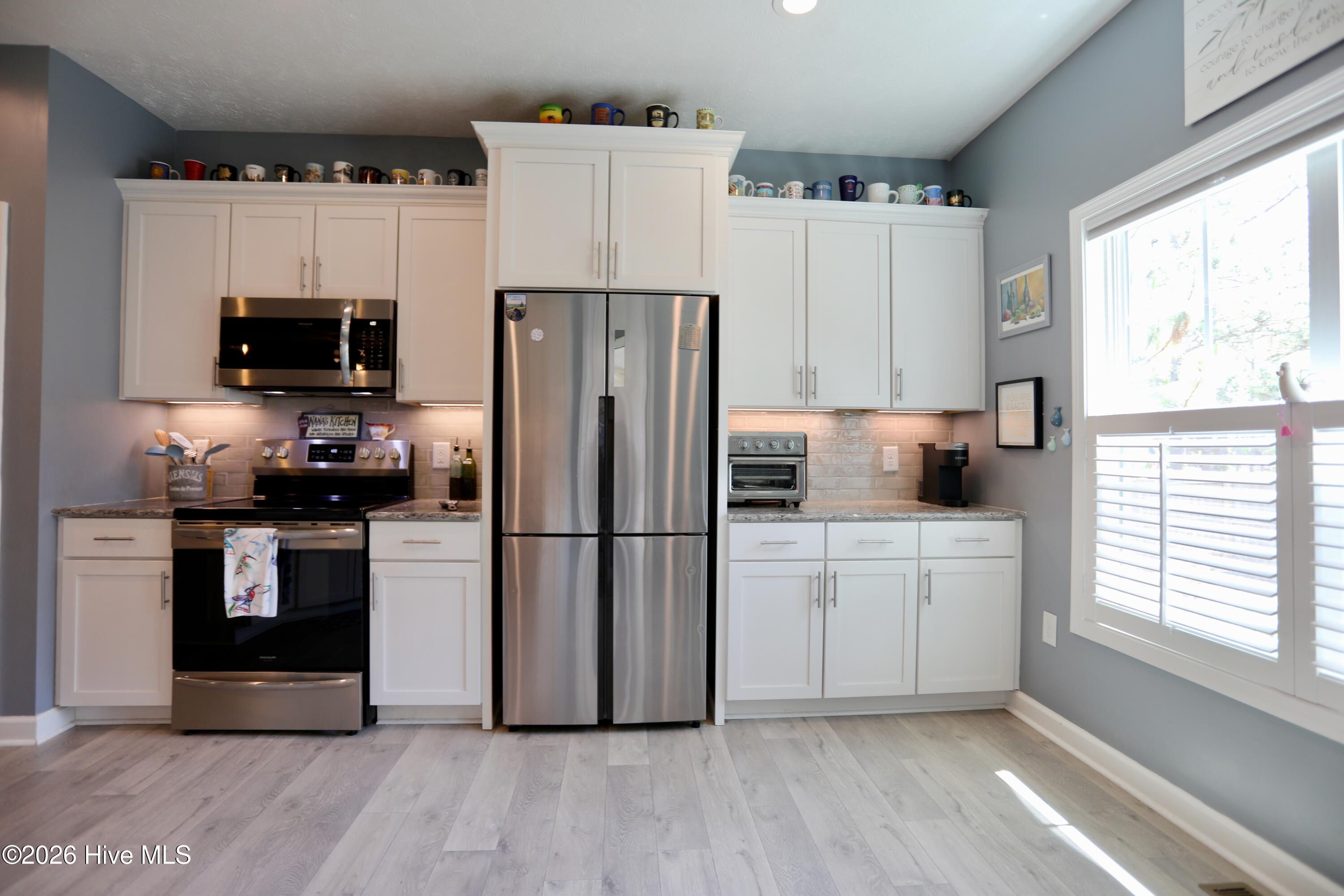 2 Riviera Drive Property Photo 19