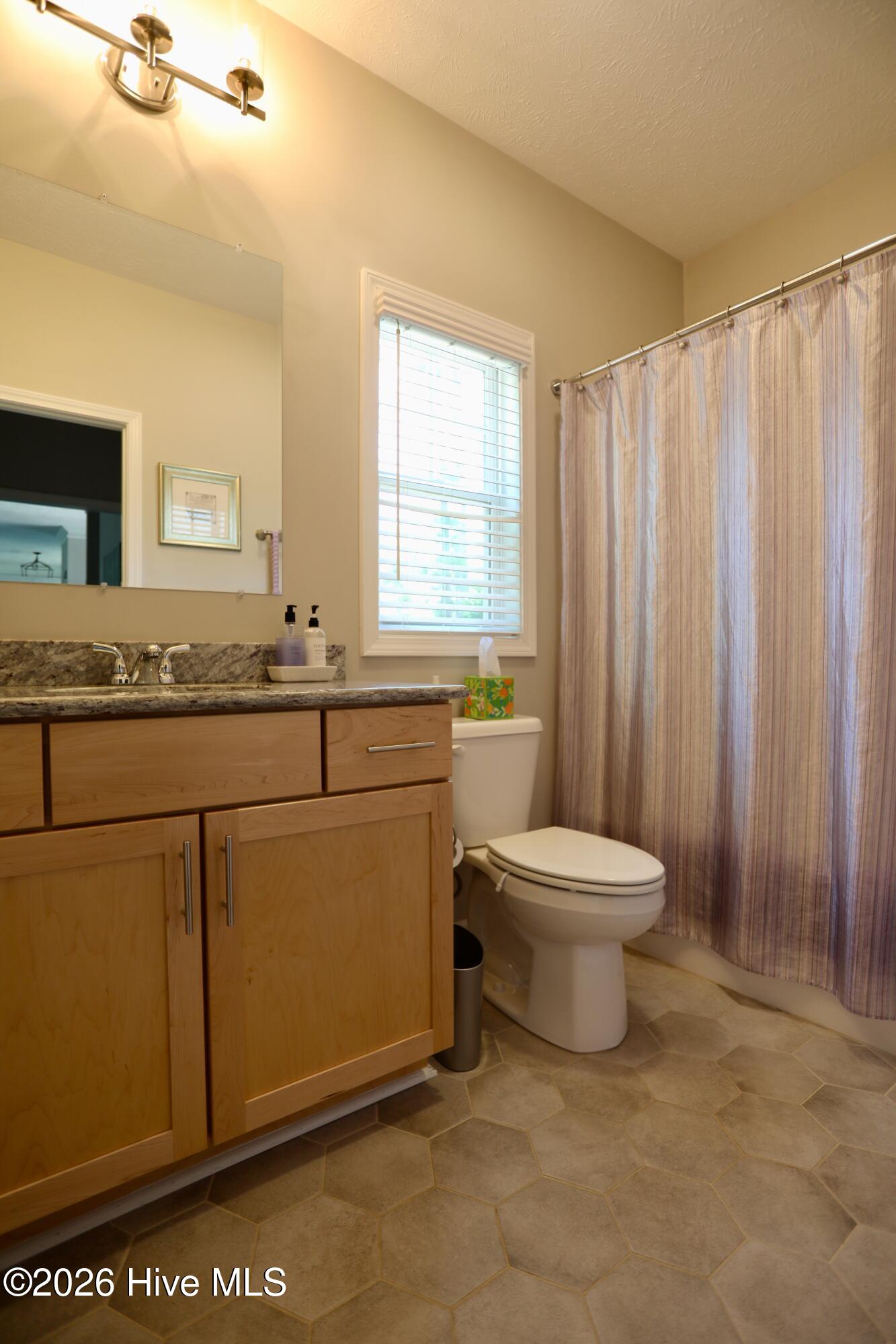 2 Riviera Drive Property Photo 25