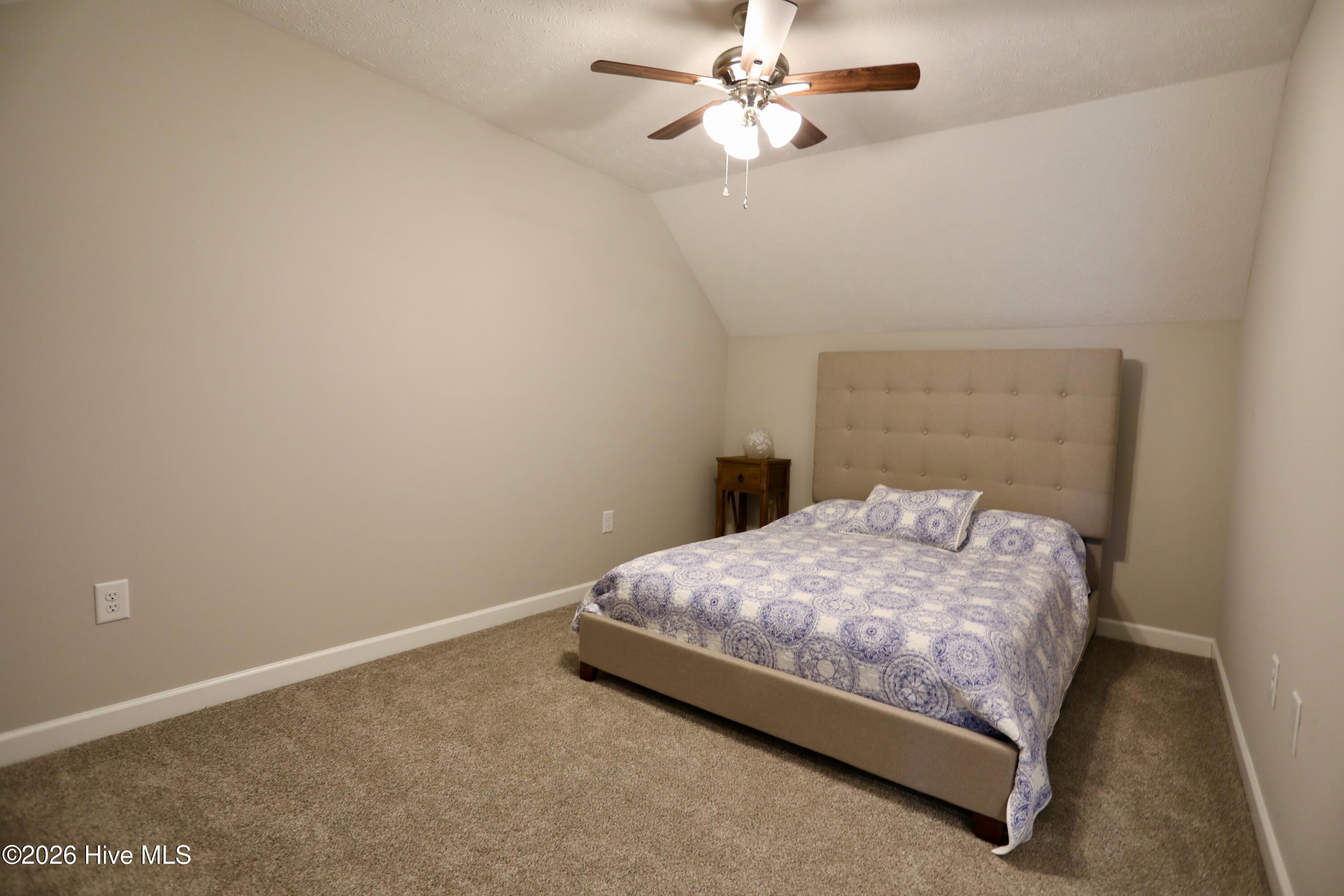 2 Riviera Drive Property Photo 35