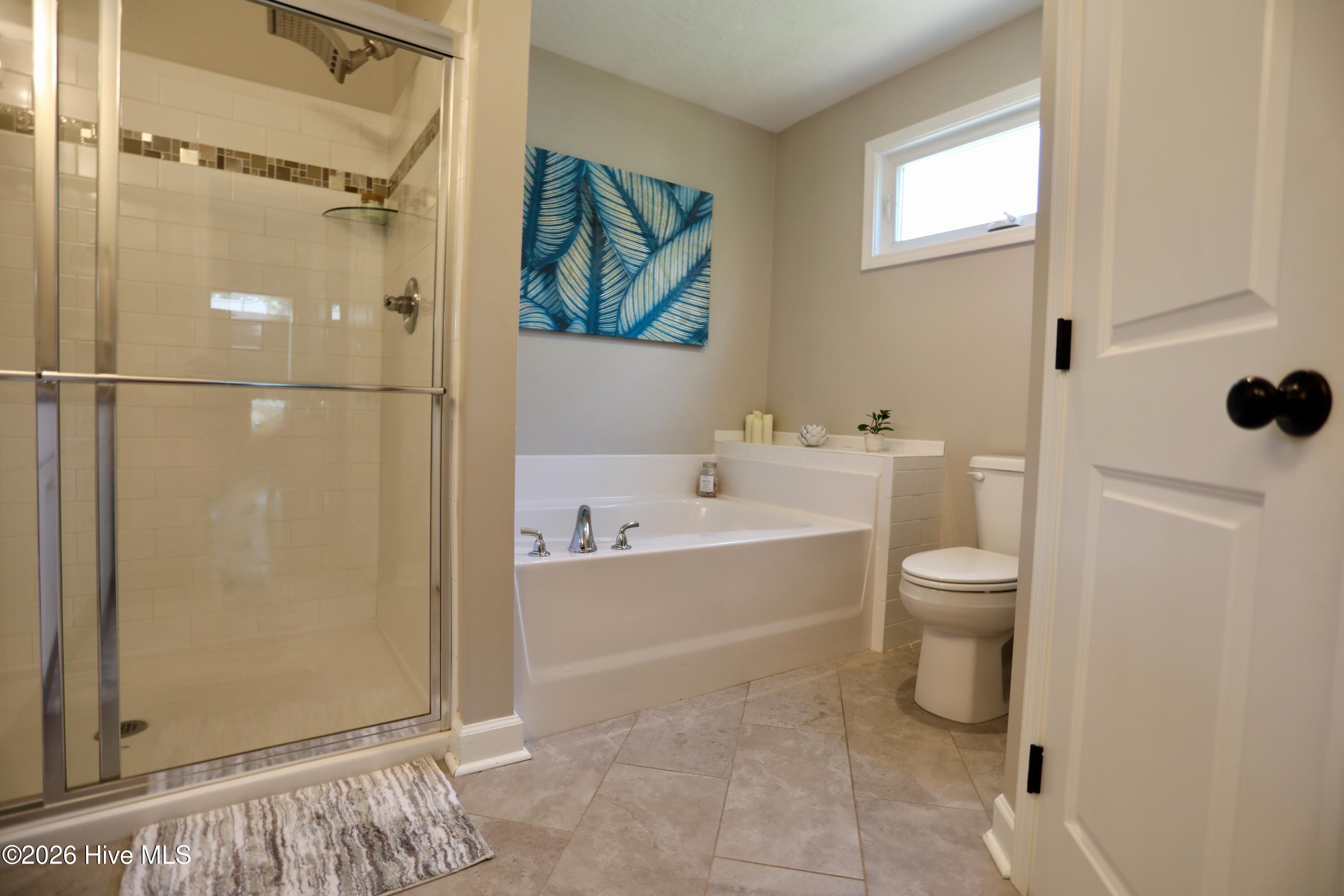2 Riviera Drive Property Photo 40
