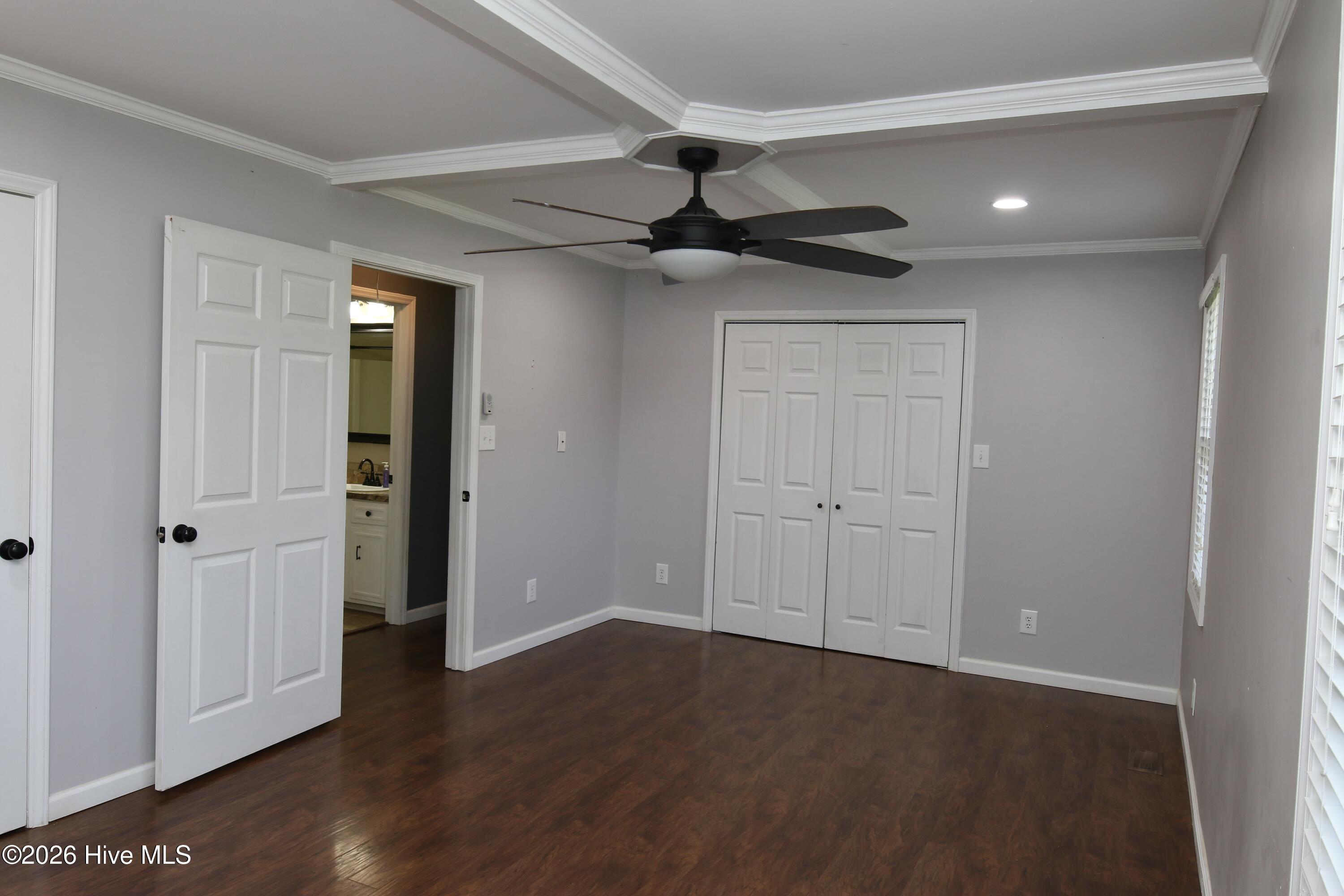 1811 John Small Avenue Property Photo 10