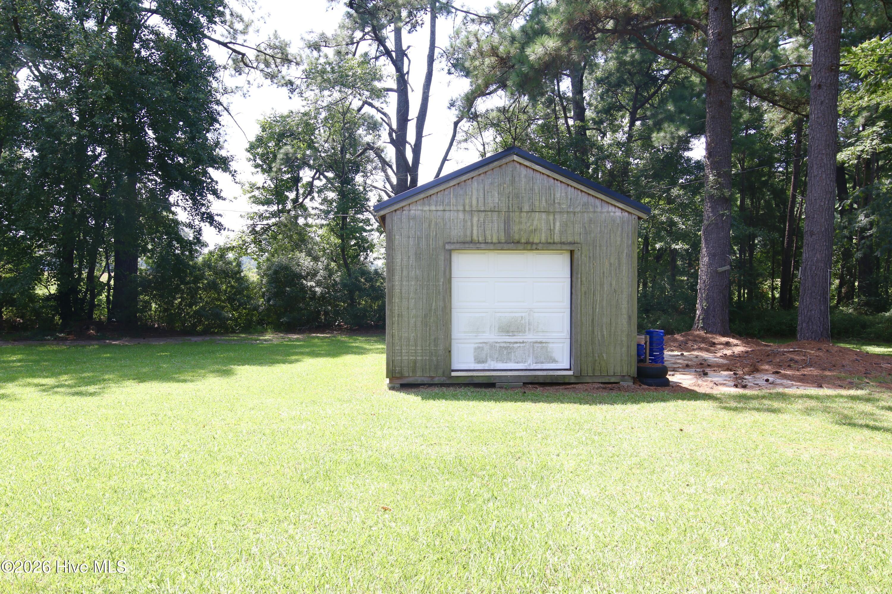 1811 John Small Avenue Property Photo 15