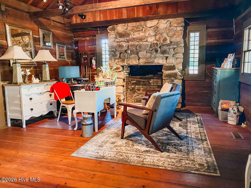 20 Dowd Circle Property Photo 10