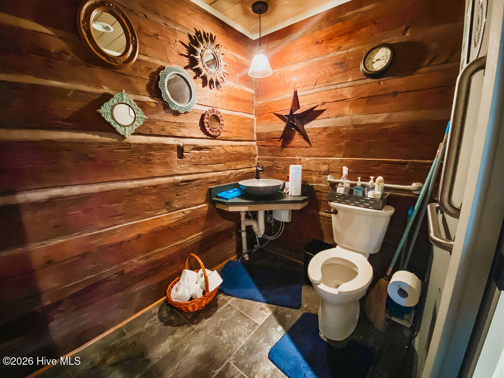 20 Dowd Circle Property Photo 15