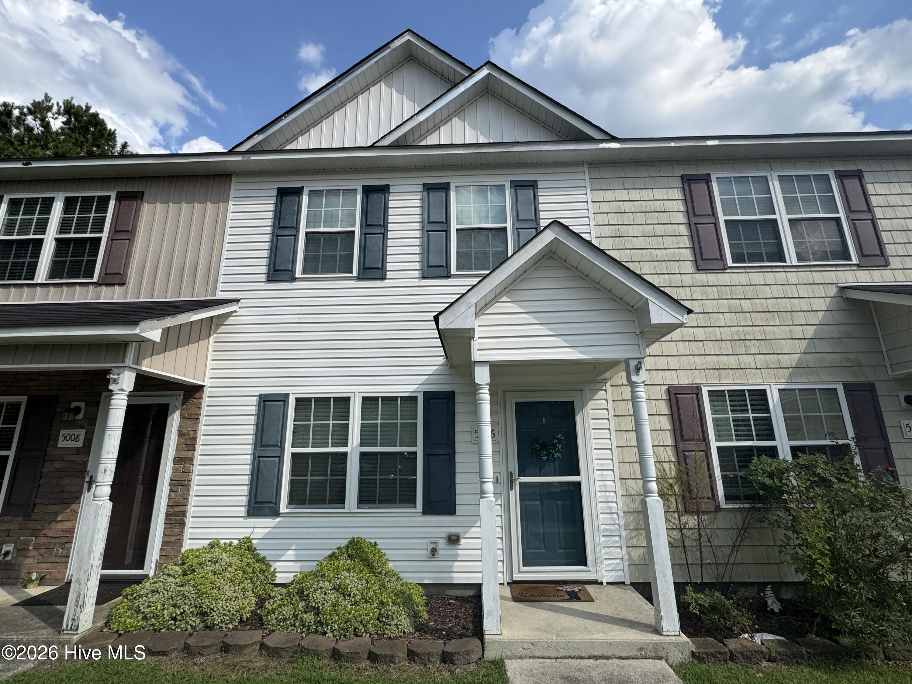 5006 Banister Loop Property Photo 1