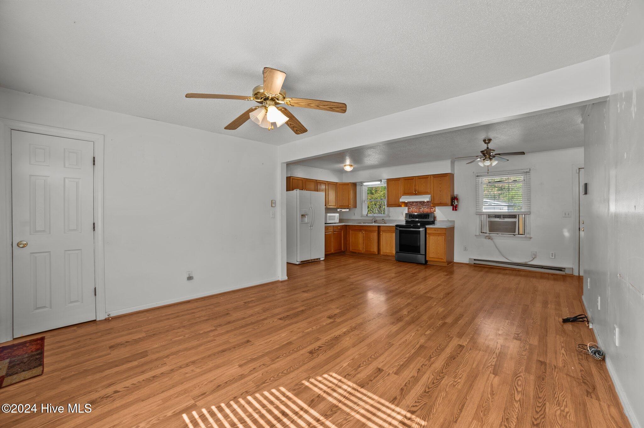 4552 Kay Circle Property Photo 5