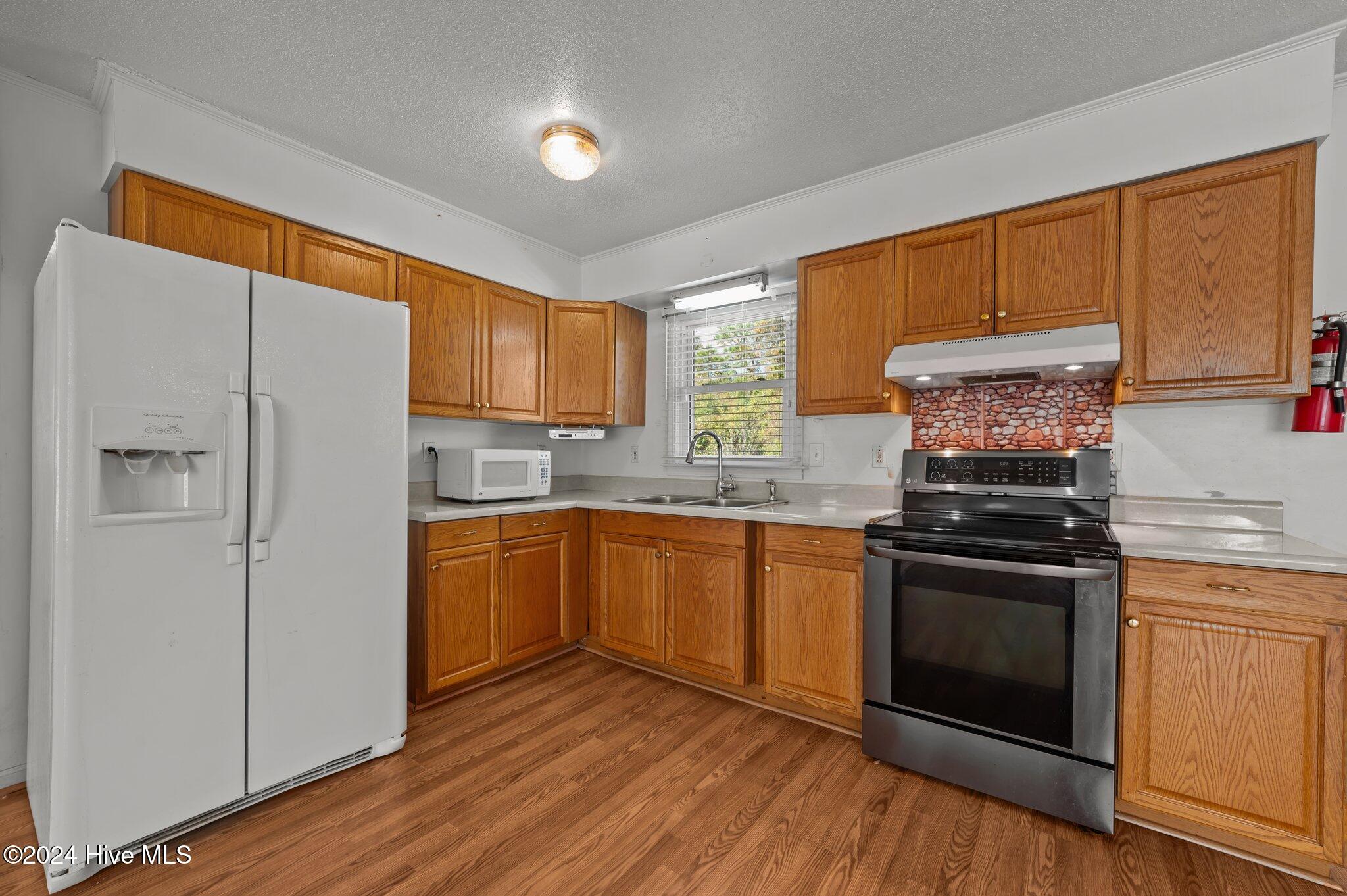 4552 Kay Circle Property Photo 8