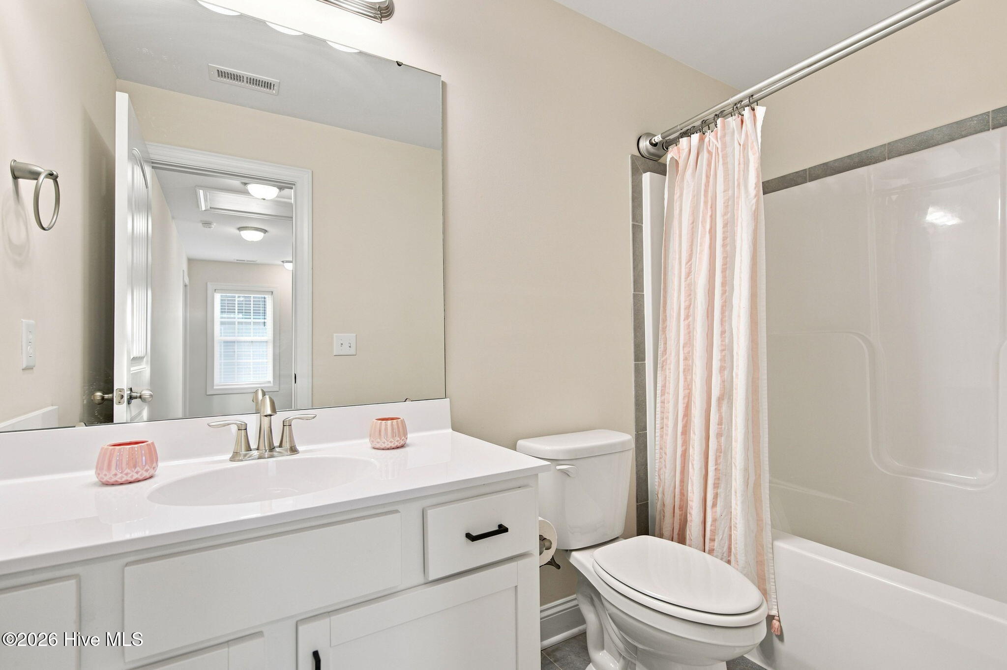 273 W Broughton Lane Property Photo 31