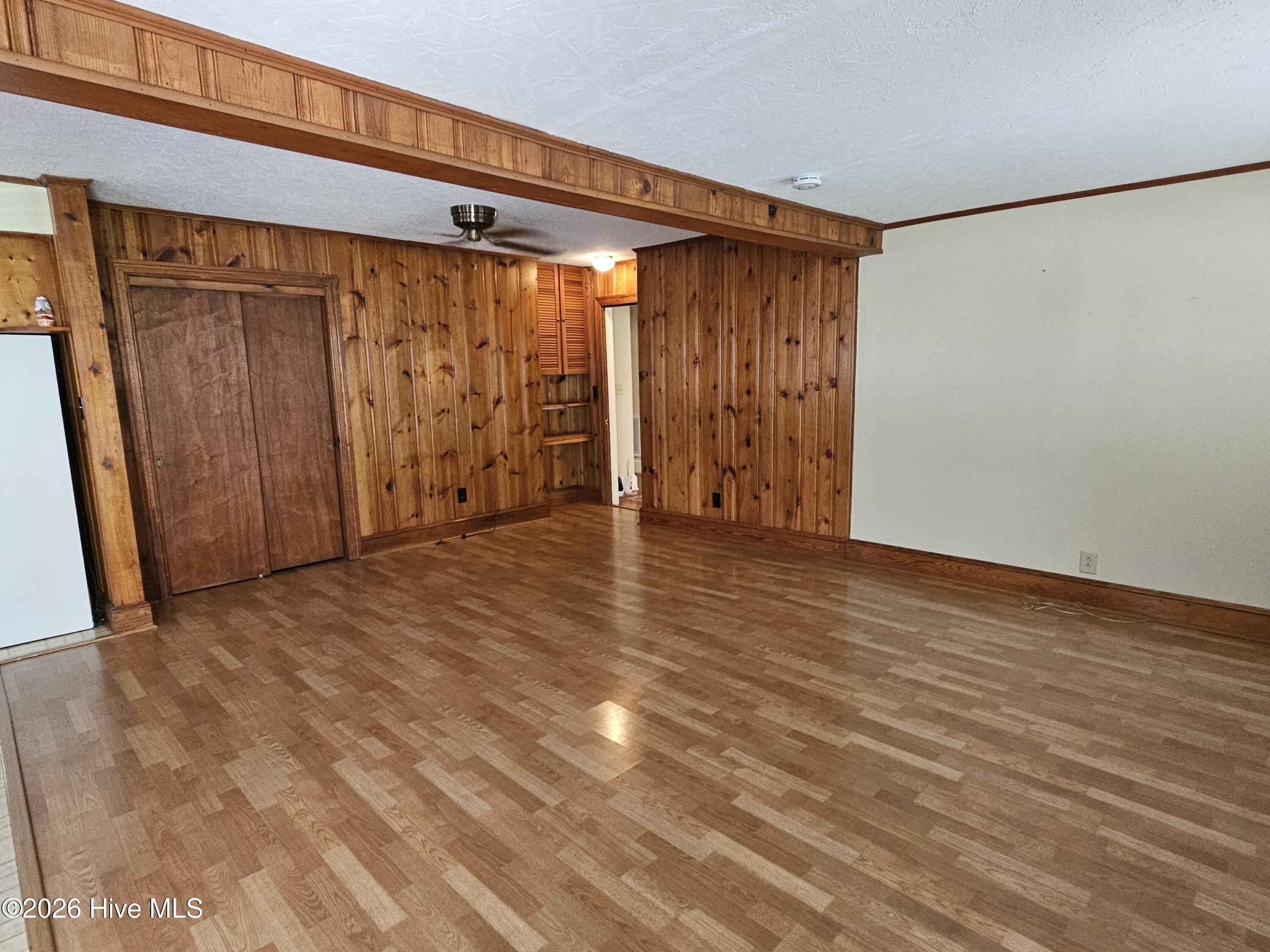 702 Stewart Avenue Property Photo 15