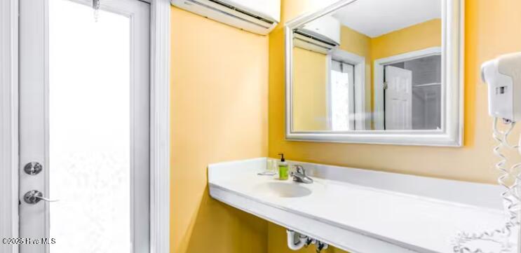 1501 N New River Drive 202 Property Photo 21
