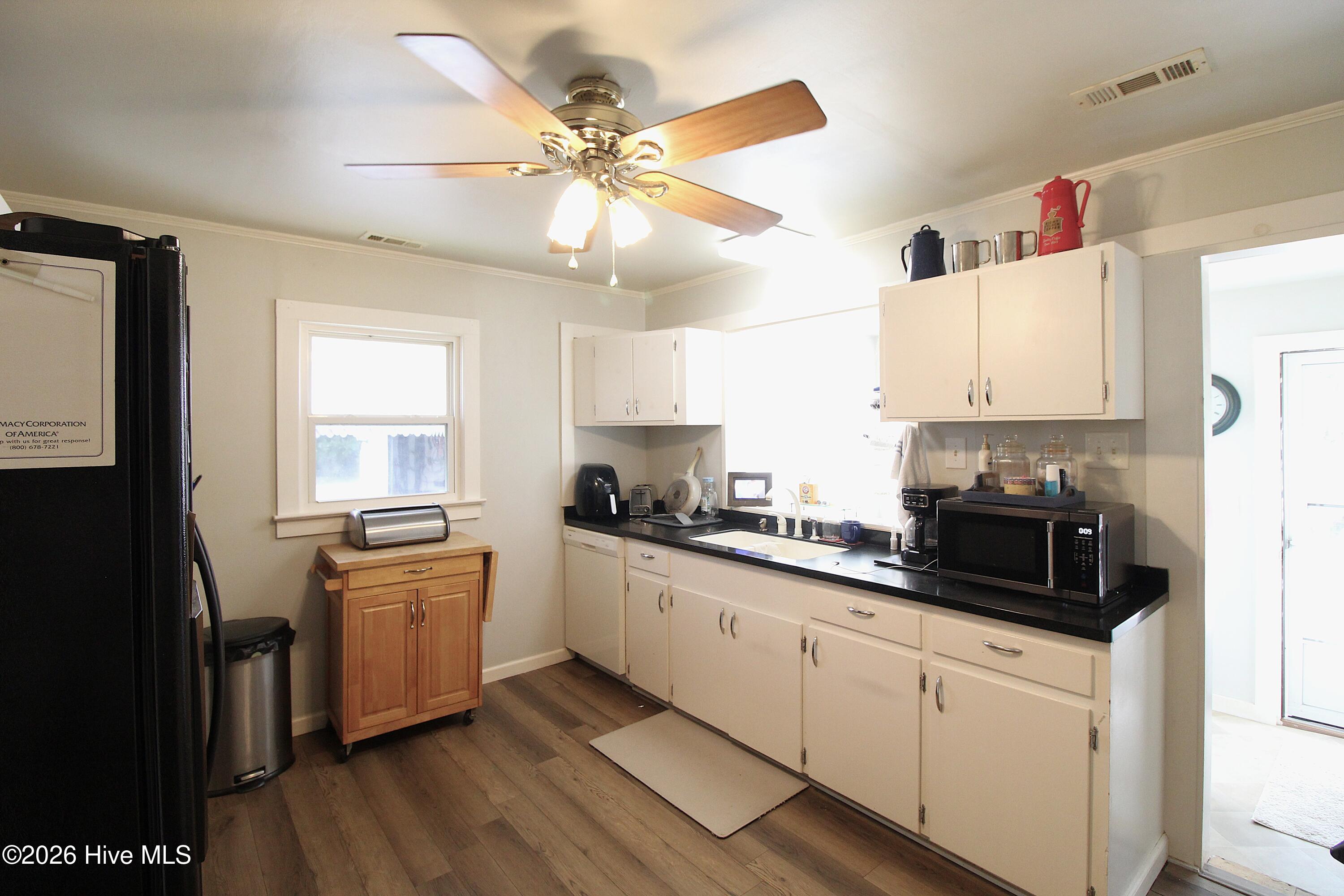 103 Cactus Street Property Photo 7