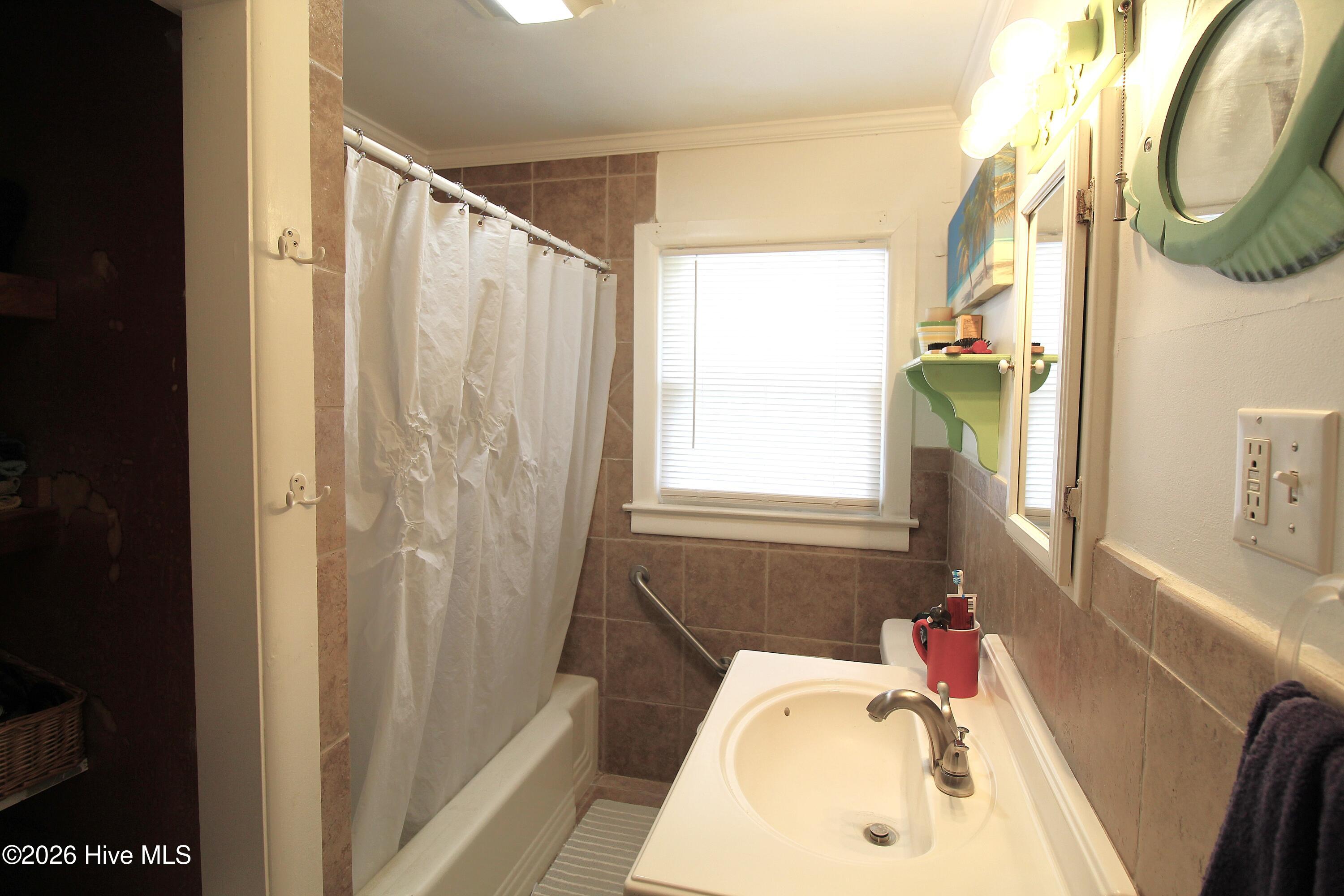 103 Cactus Street Property Photo 10