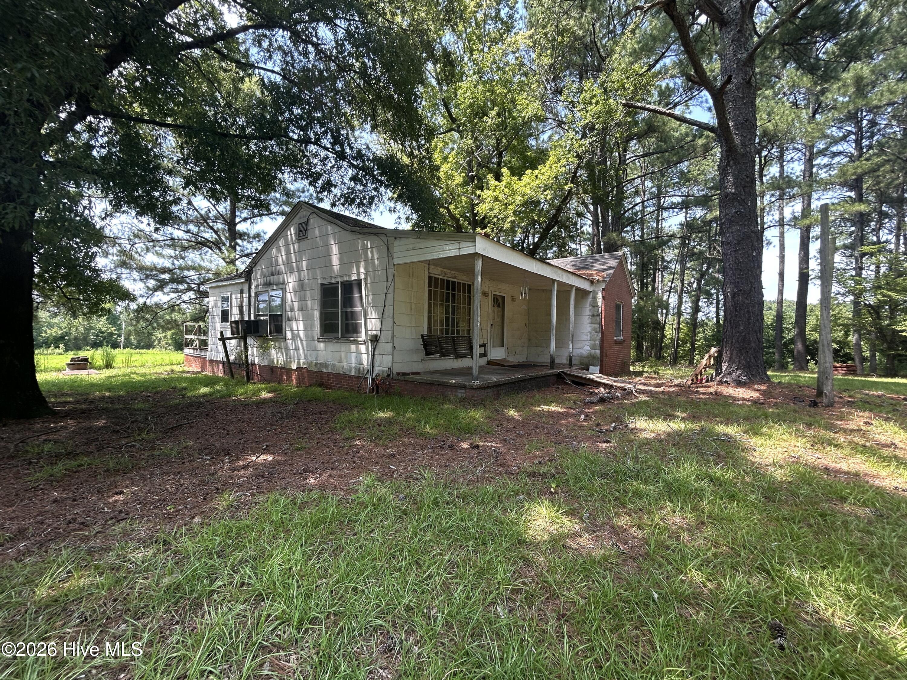 684 Pilson Road Property Photo 4