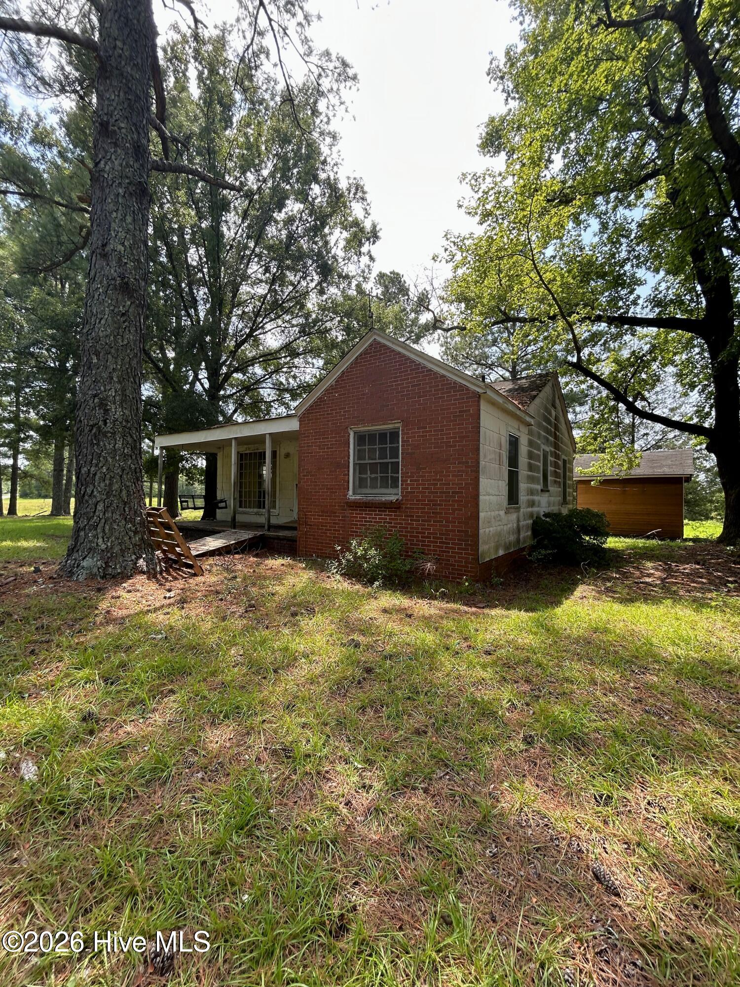 684 Pilson Road Property Photo 9