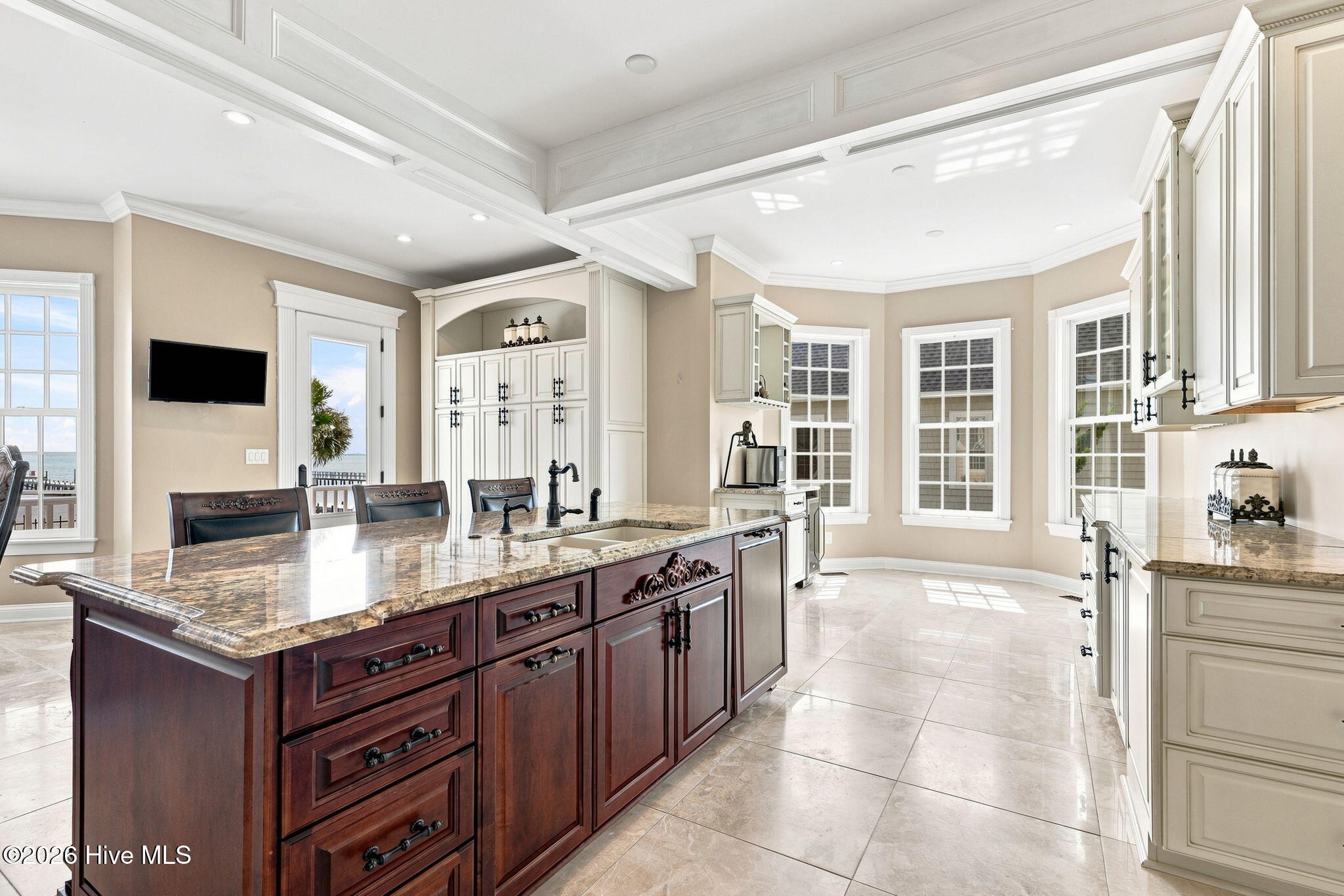 359 Bay Run Property Photo 16