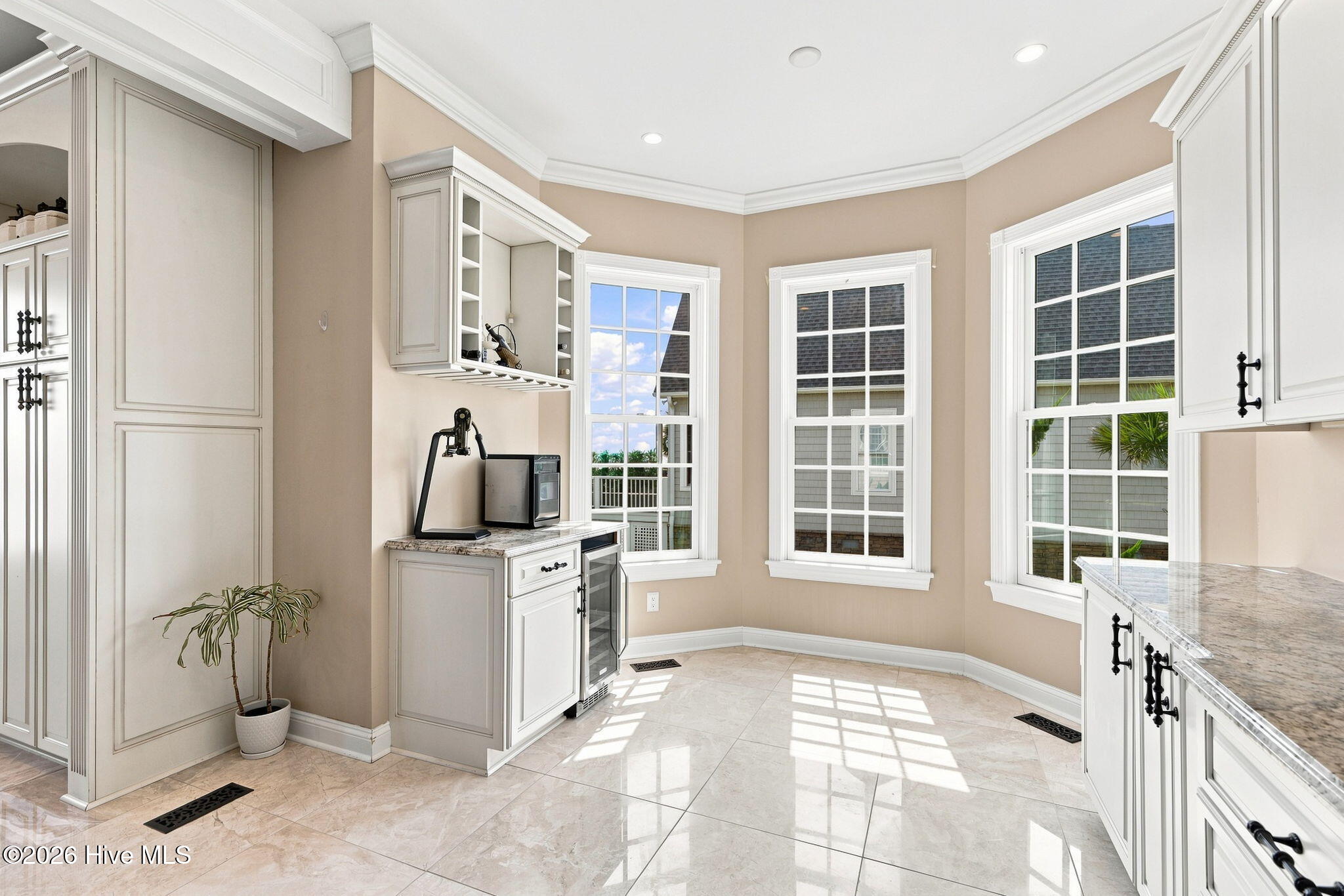 359 Bay Run Property Photo 19