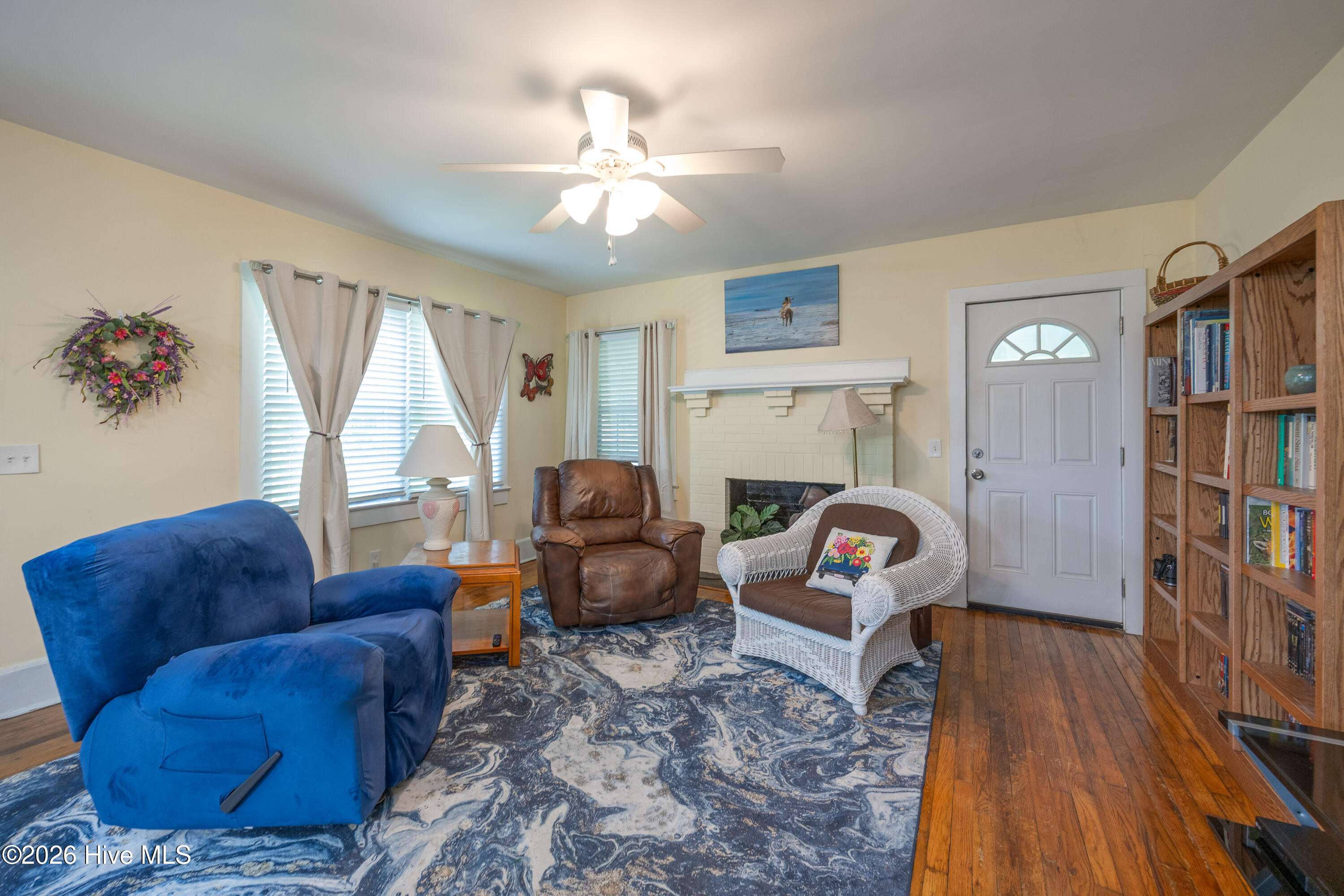 203 Willow Road Property Photo 8