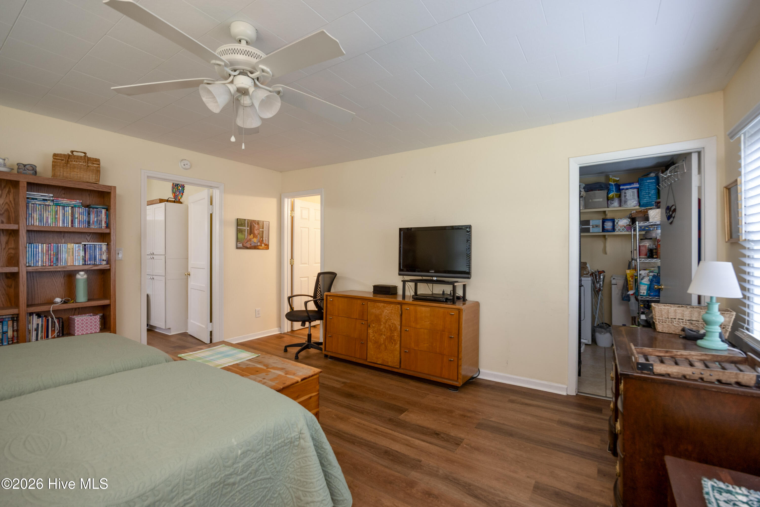 203 Willow Road Property Photo 19