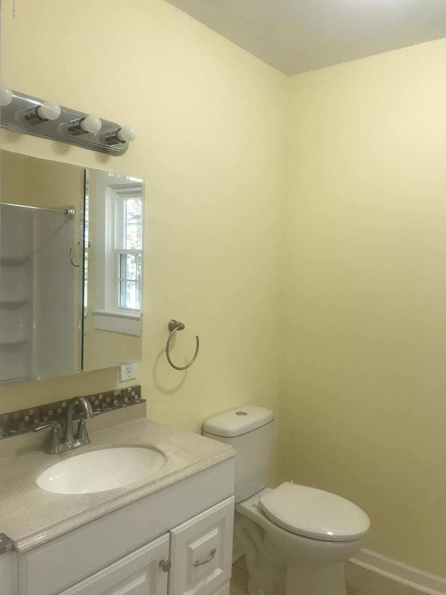 203 Willow Road Property Photo 24
