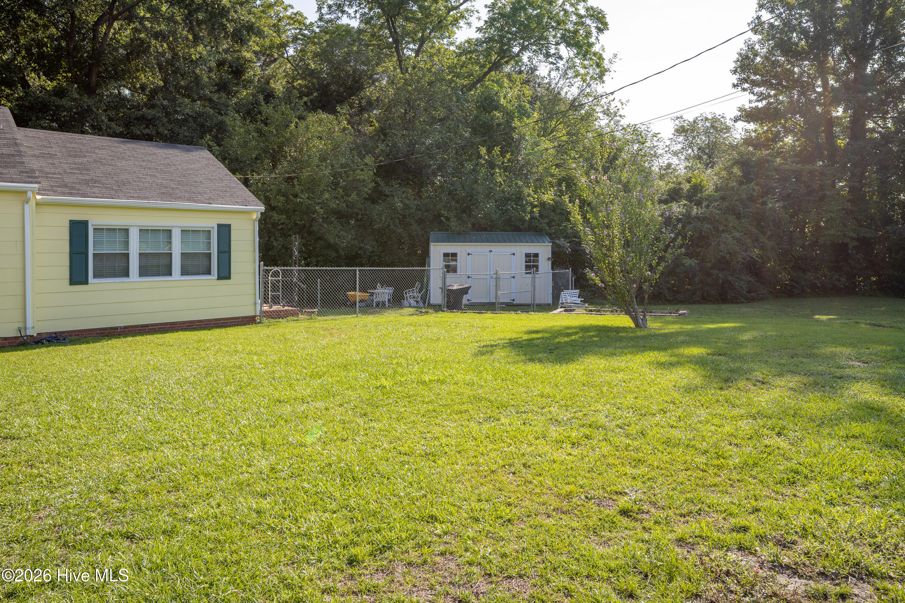203 Willow Road Property Photo 28