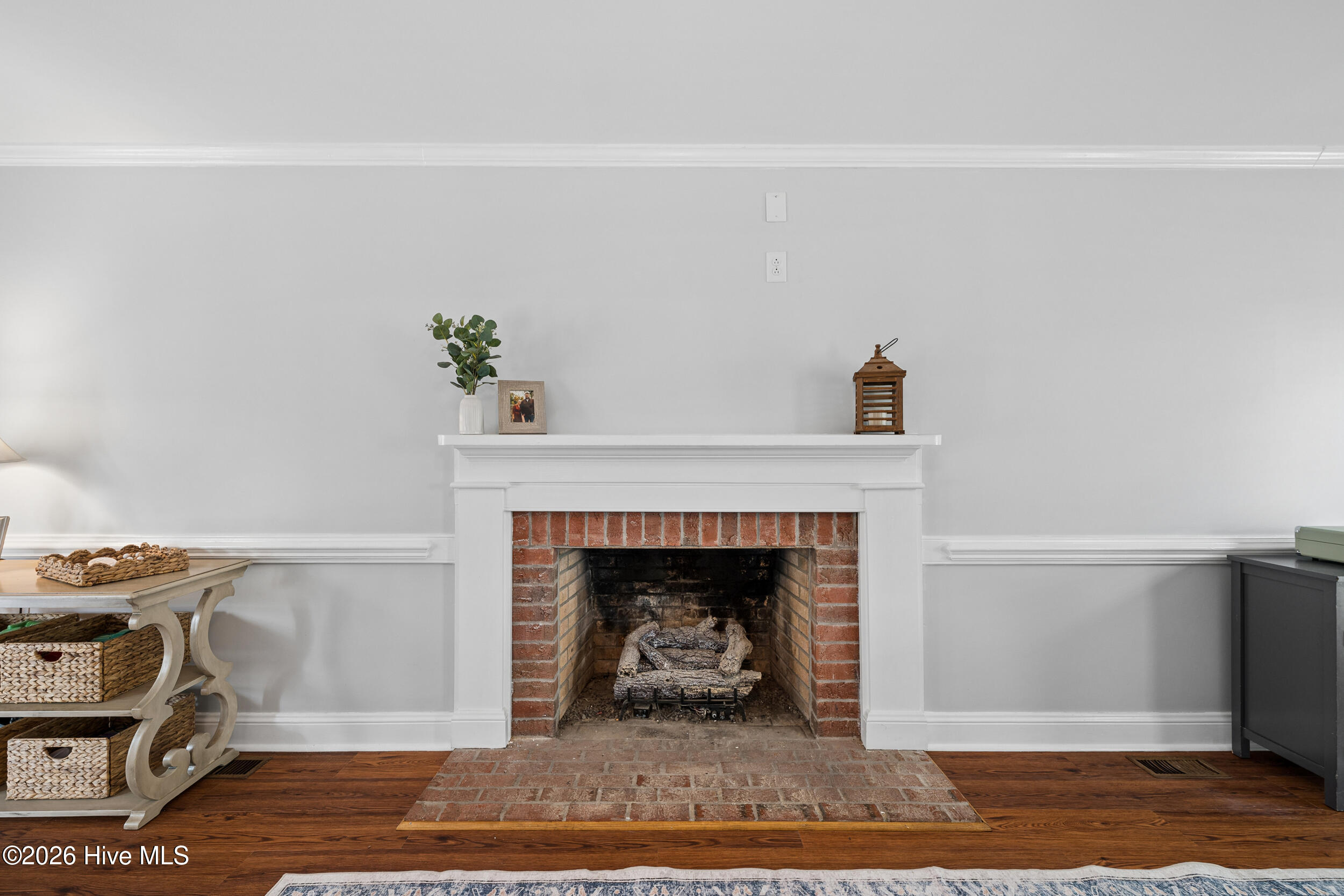 502 Wintergreen Court Property Photo 8