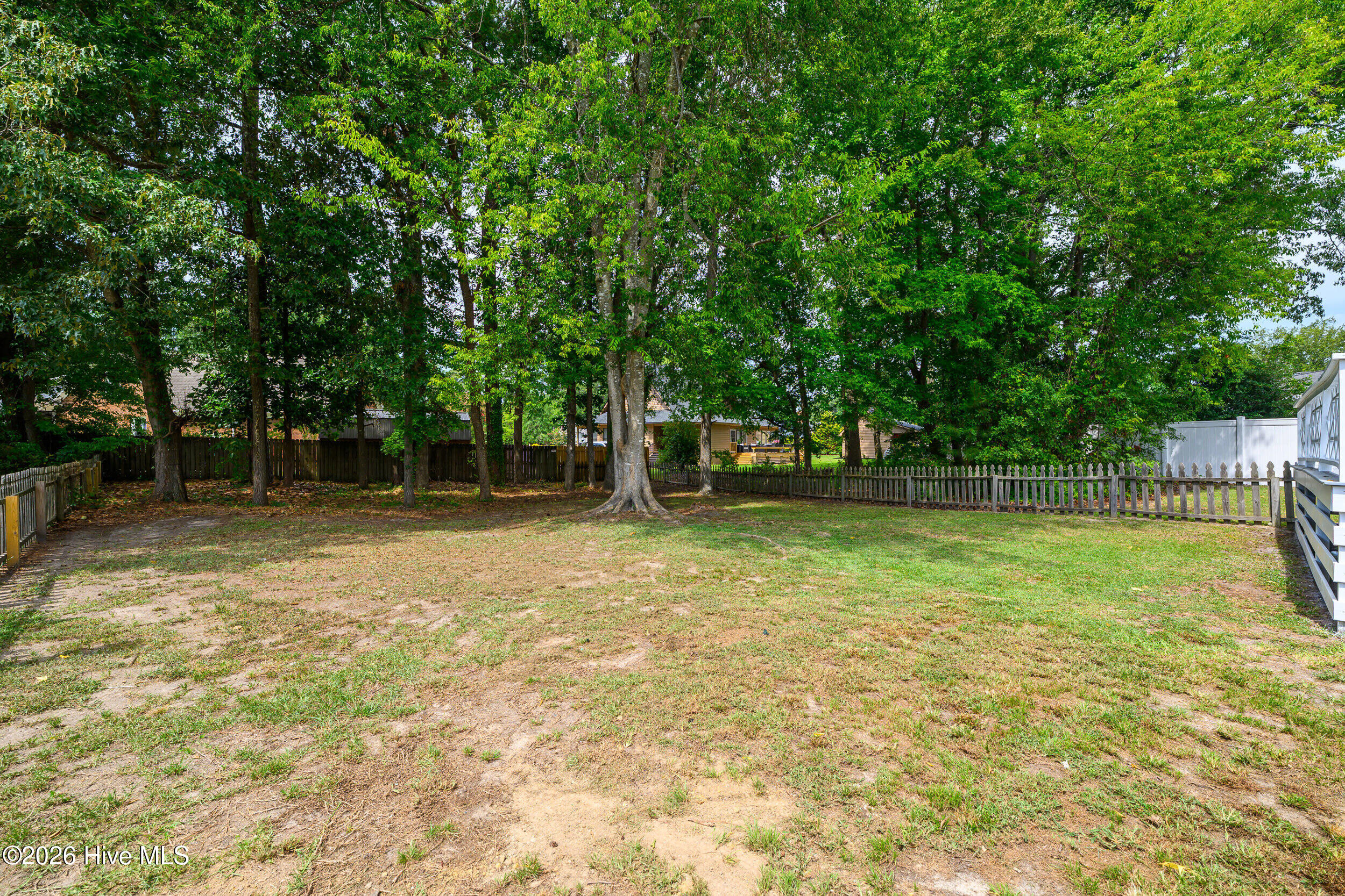 502 Wintergreen Court Property Photo 35
