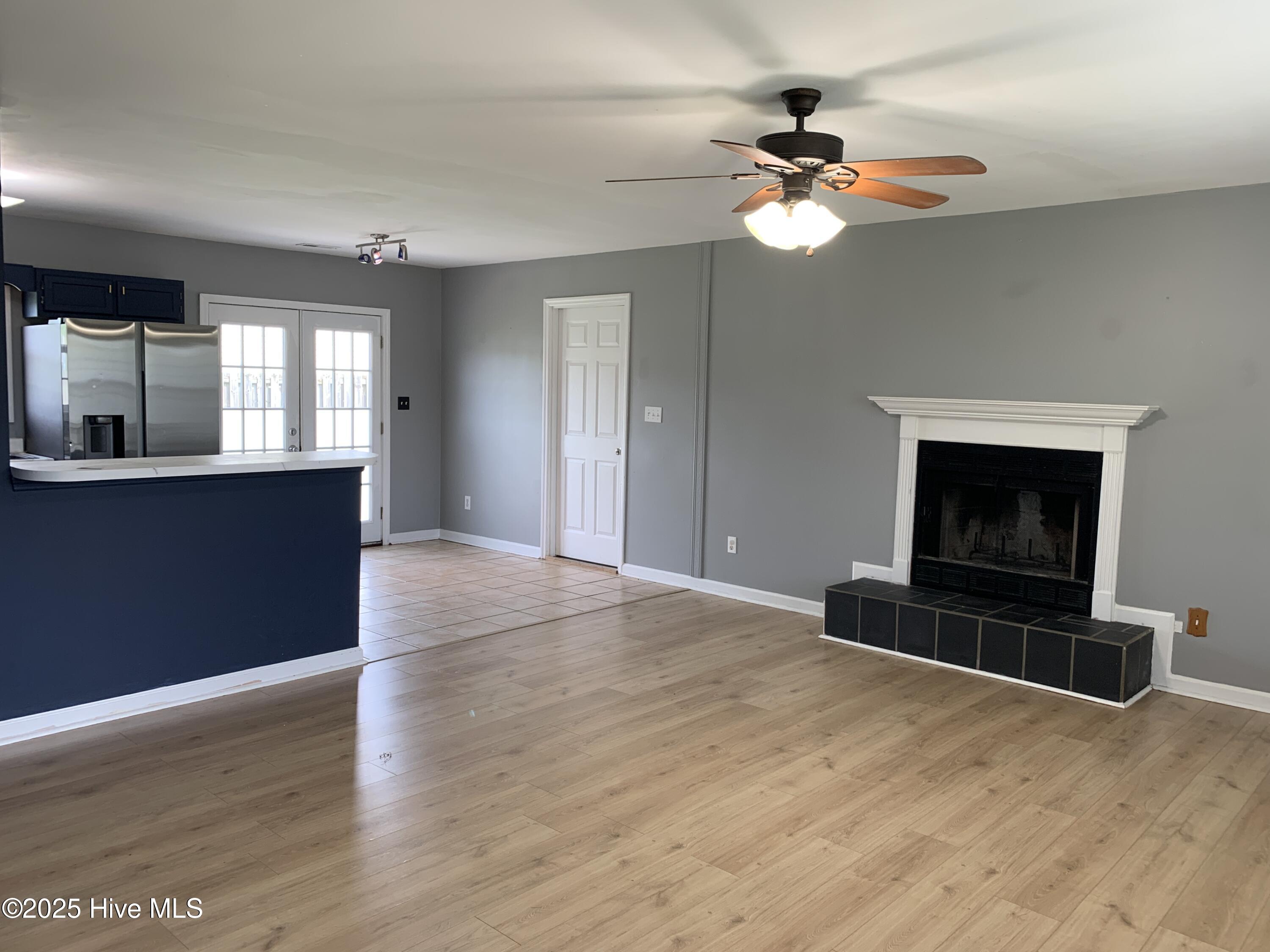 210 Zachary Lane Property Photo 6