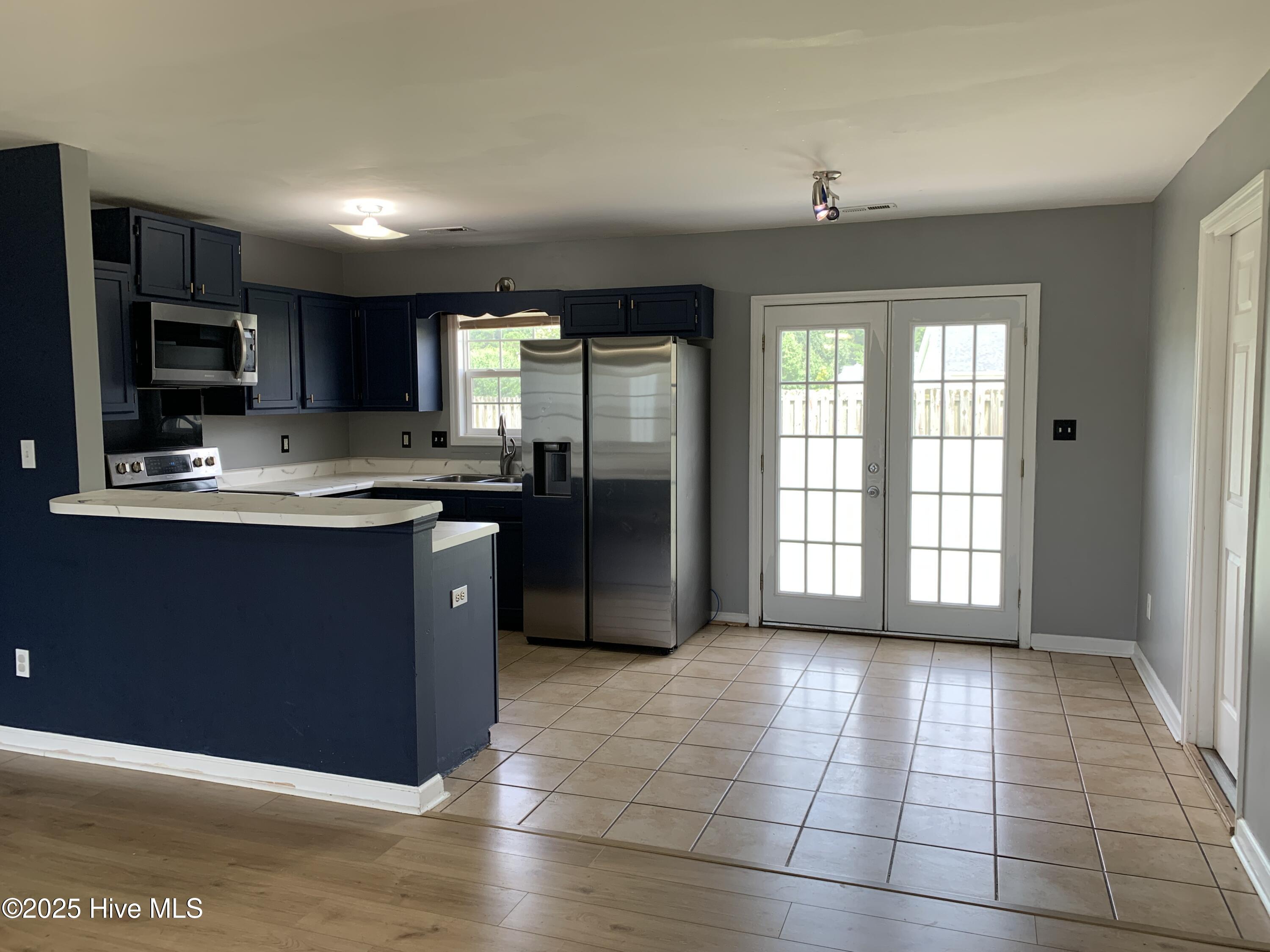210 Zachary Lane Property Photo 7