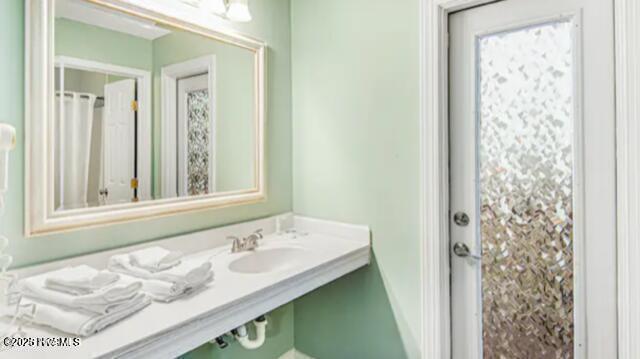 1501 N New River Drive 201 Property Photo 22