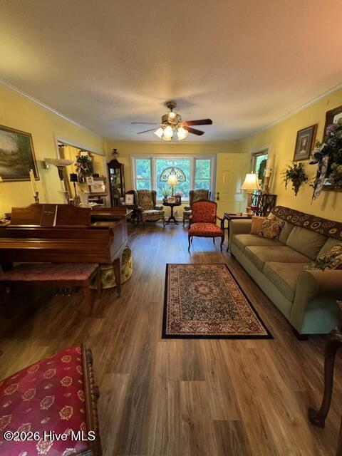 606 N Pine Lane Property Photo 4
