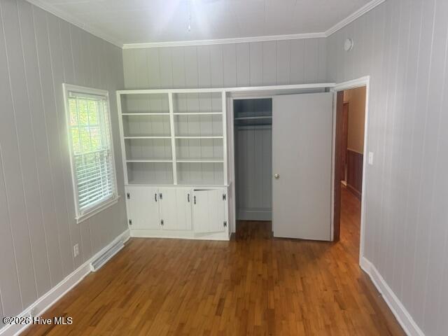 220 E Lewis Street Property Photo 30