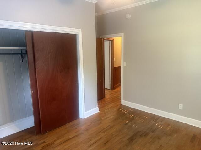 220 E Lewis Street Property Photo 35